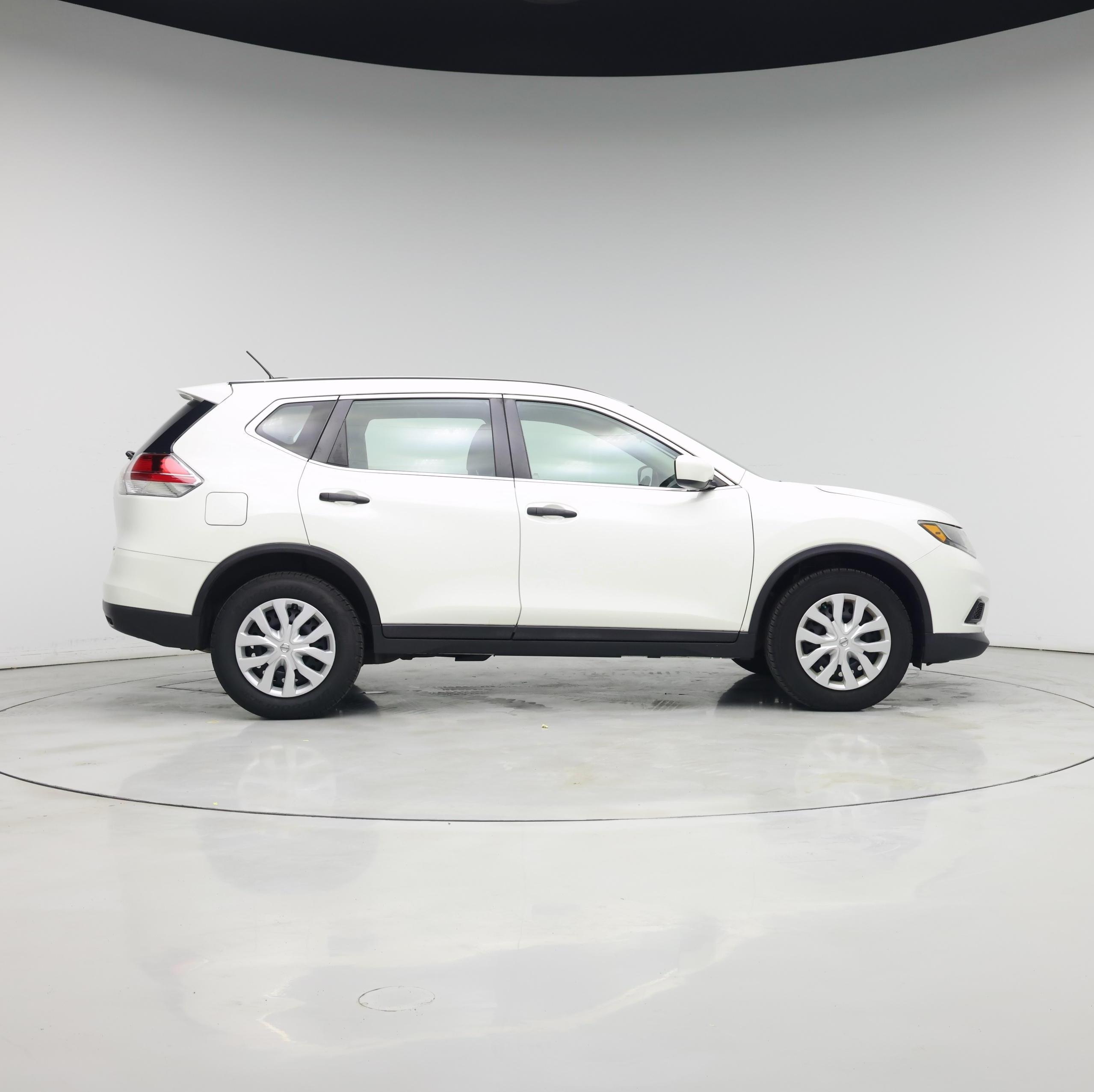 Thumbnail: 2016 Nissan Rogue - 7