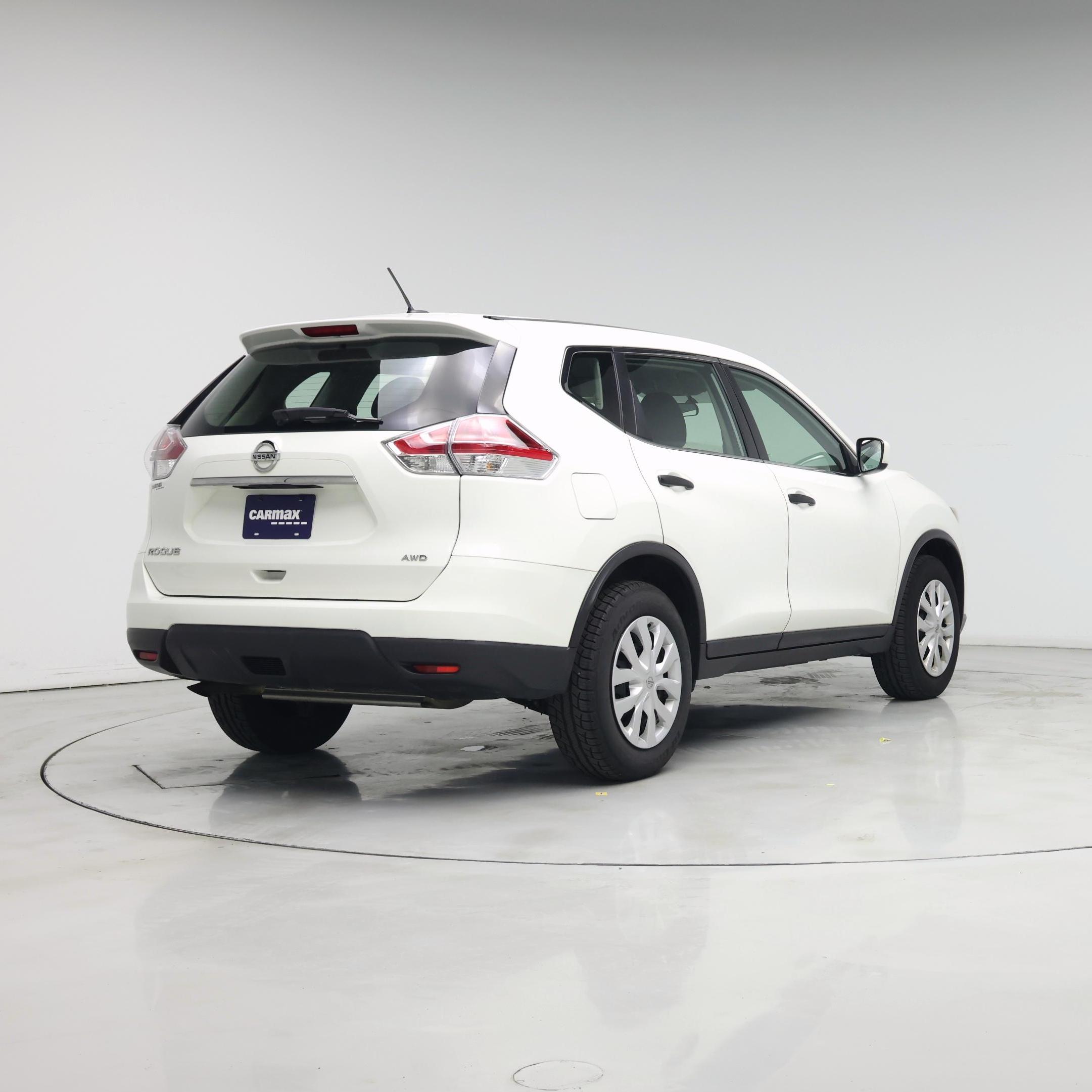 Thumbnail: 2016 Nissan Rogue - 8