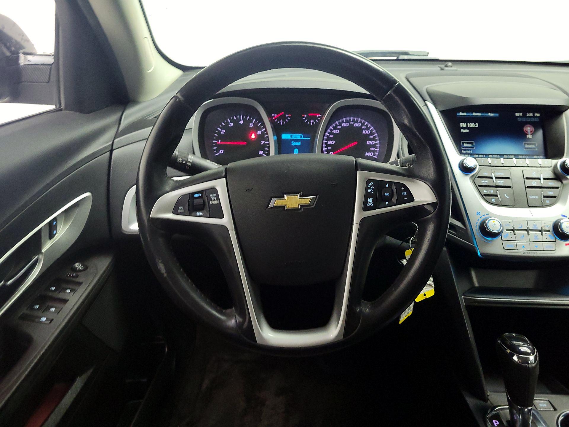 Thumbnail: 2017 Chevrolet Equinox - 10