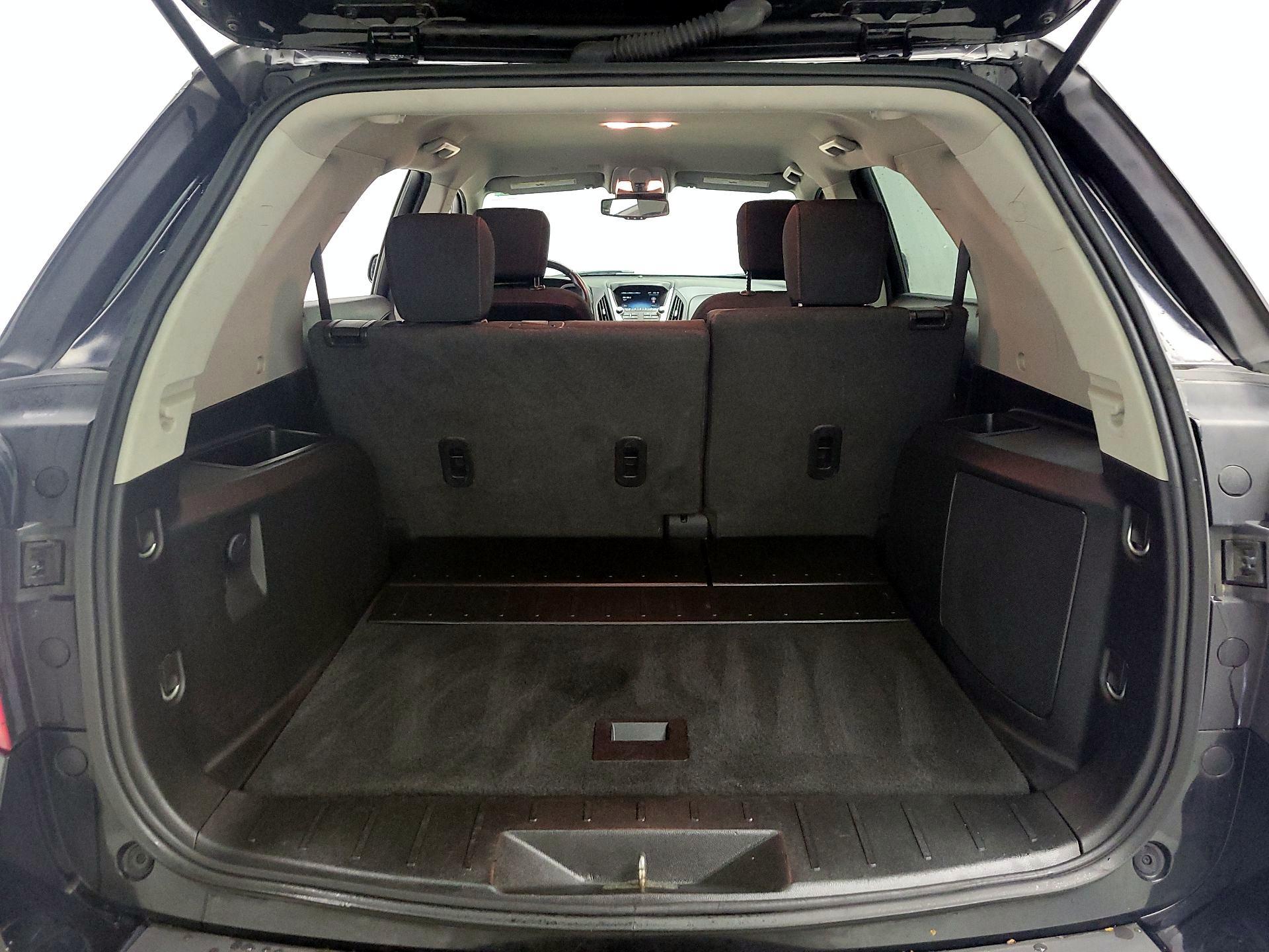 Thumbnail: 2017 Chevrolet Equinox - 18