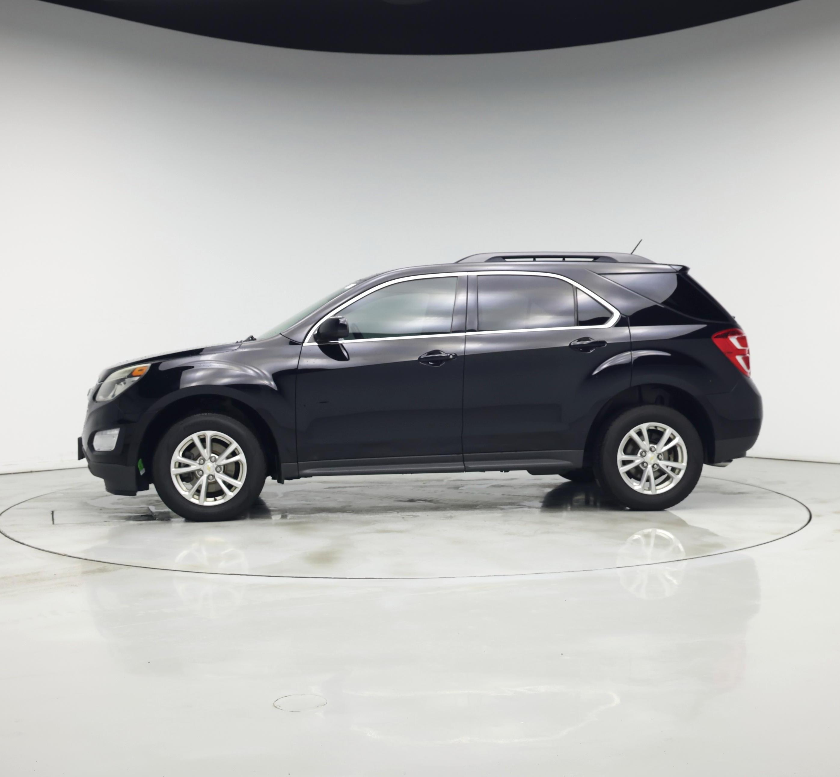 Thumbnail: 2017 Chevrolet Equinox - 3