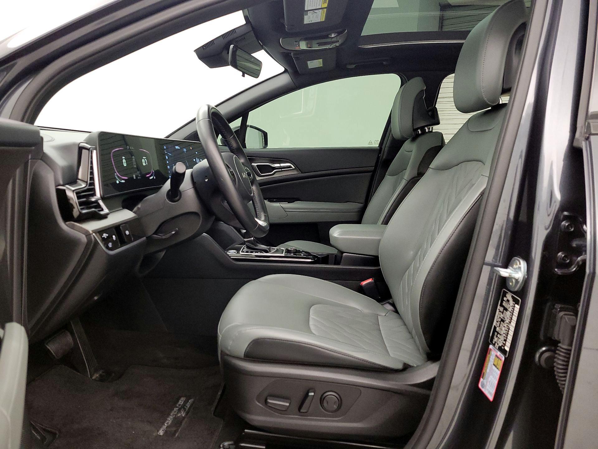 Thumbnail: 2023 Kia Sportage - 11