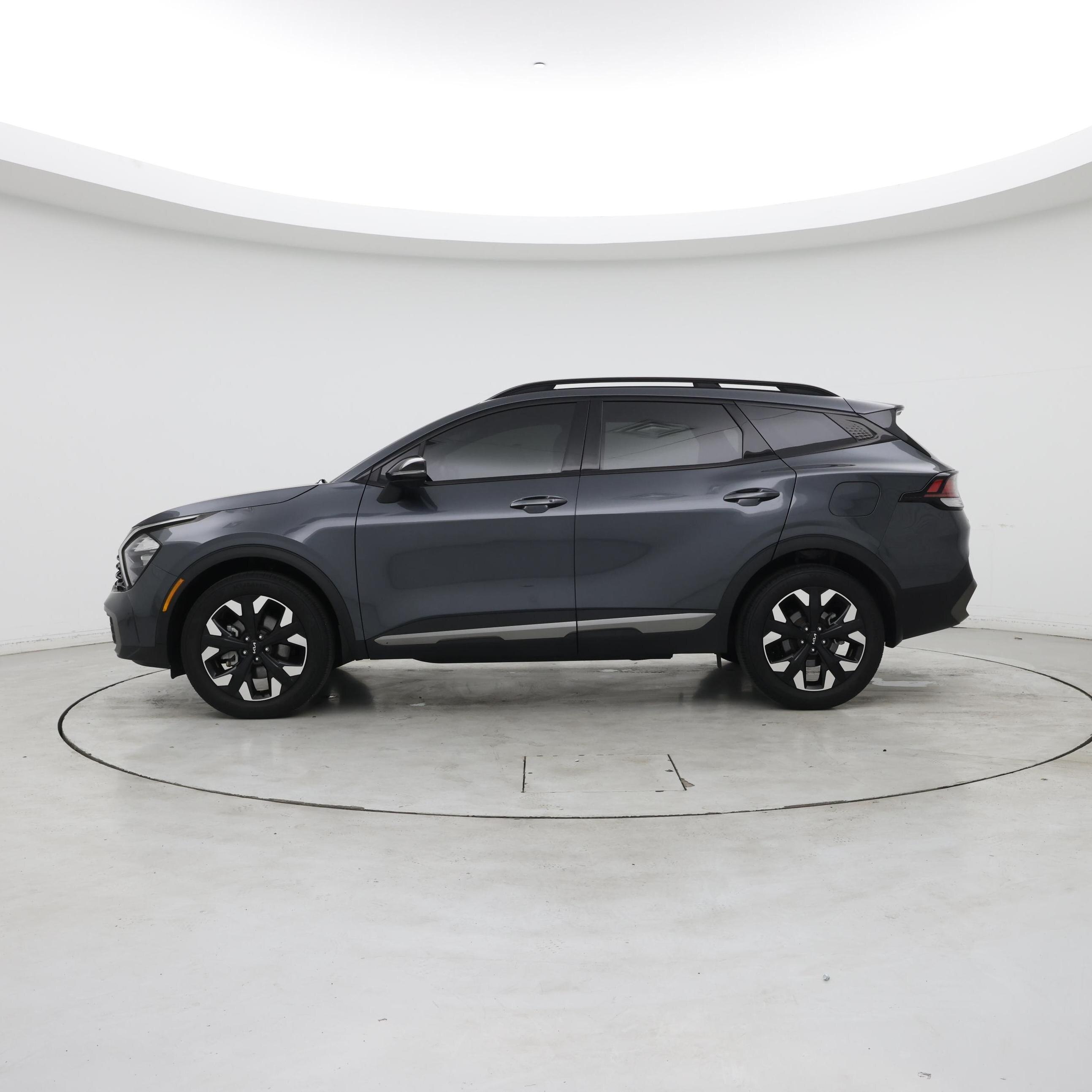 Thumbnail: 2023 Kia Sportage - 3