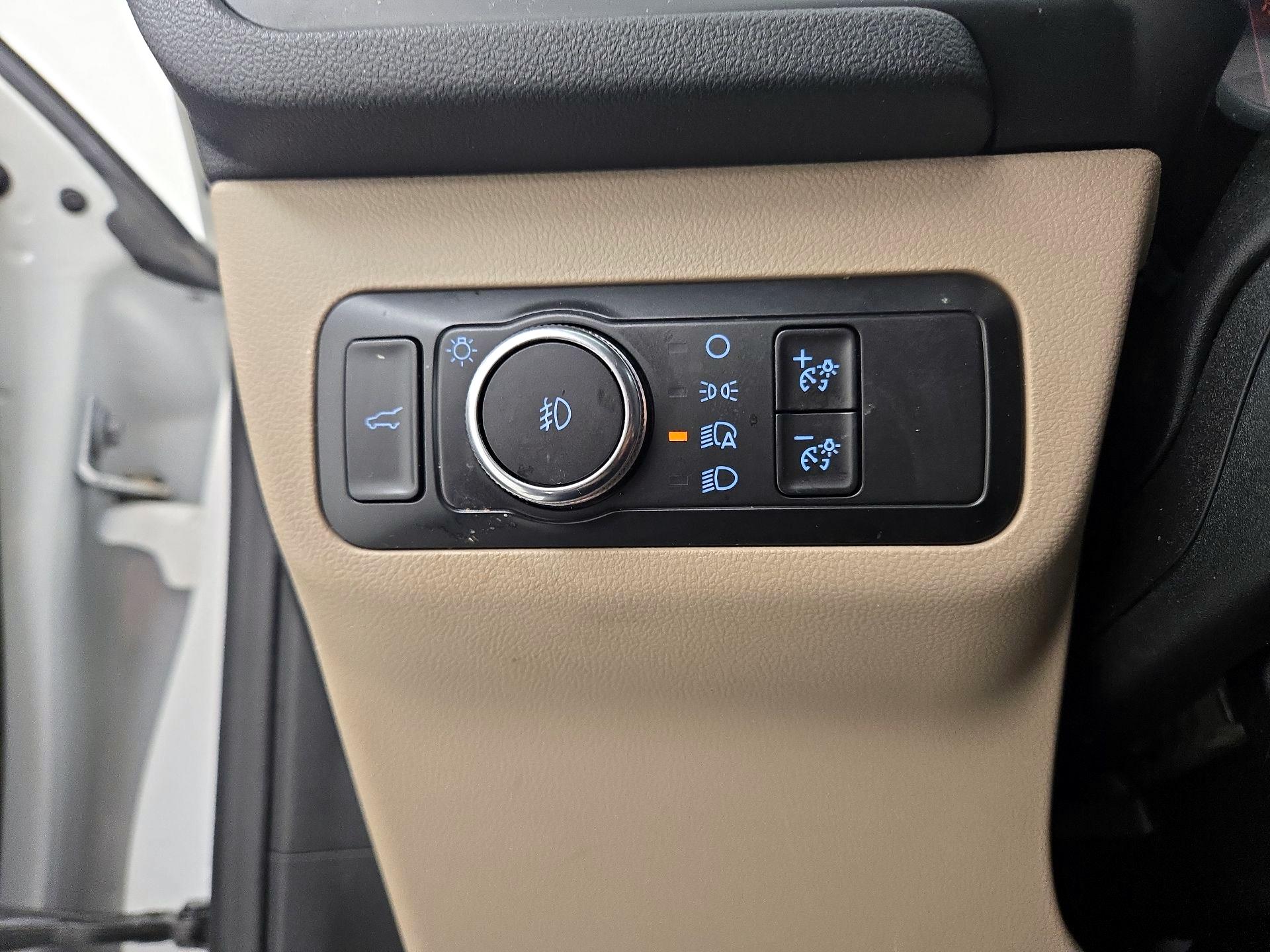 Thumbnail: 2020 Ford Escape - 14
