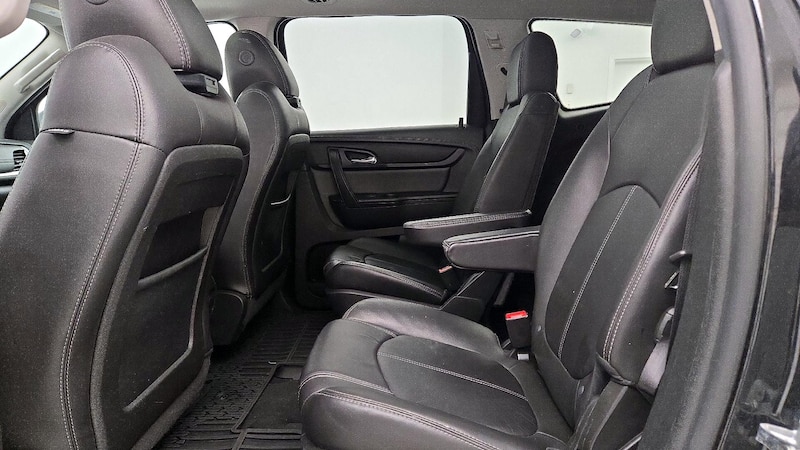 2017 Chevrolet Traverse LT 21