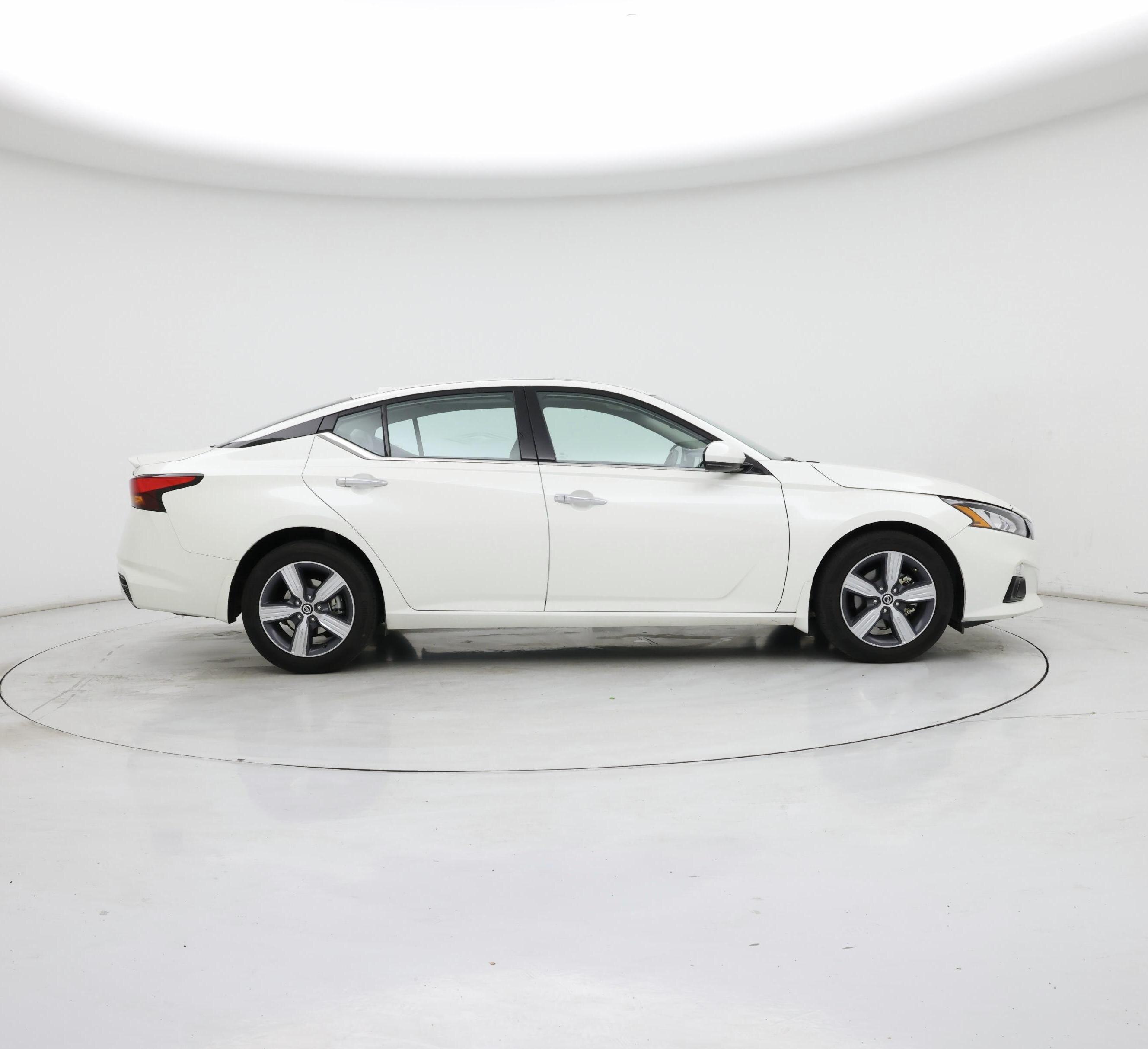 Thumbnail: 2019 Nissan Altima - 7
