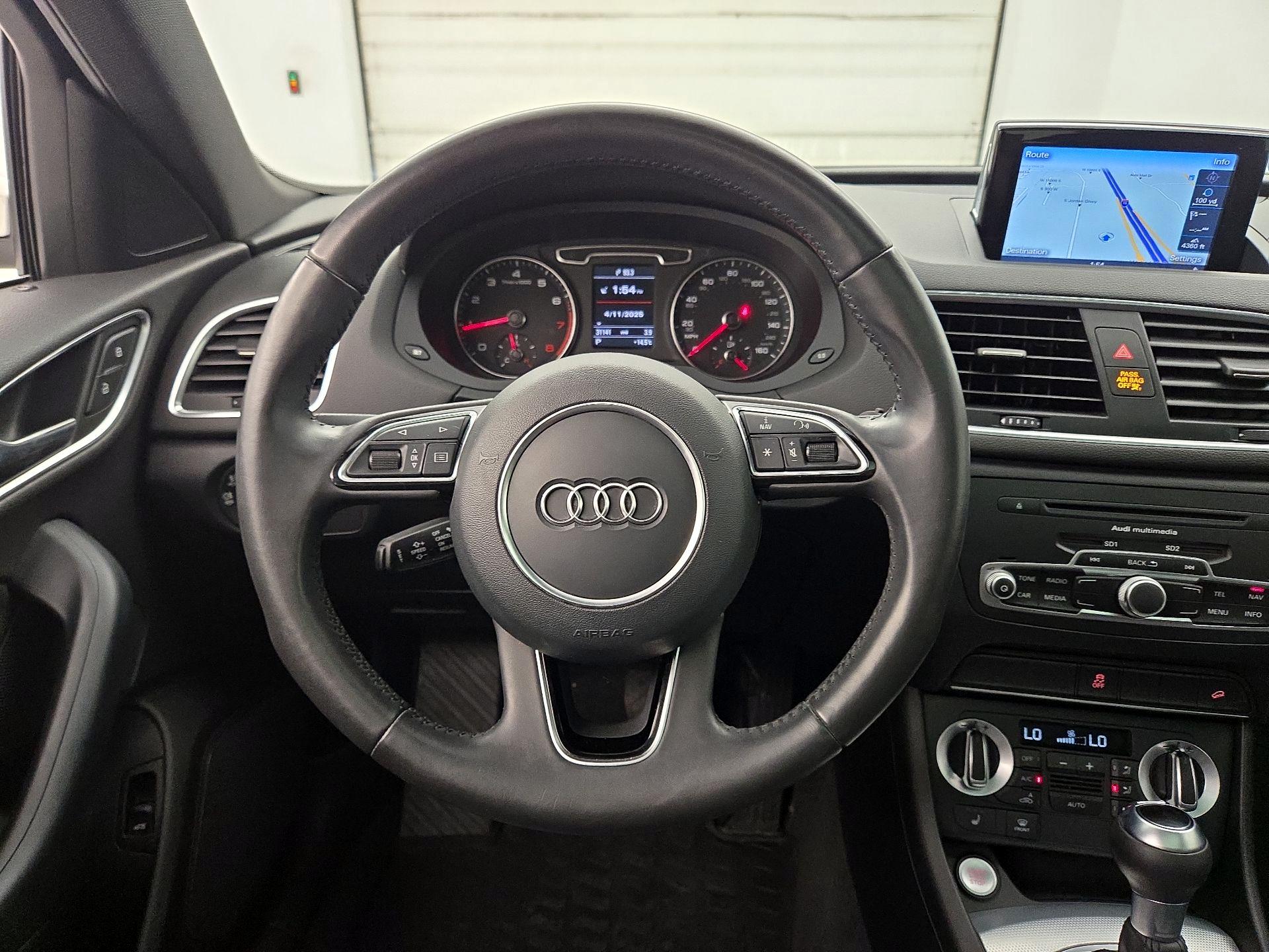 Thumbnail: 2015 Audi Q3 - 10
