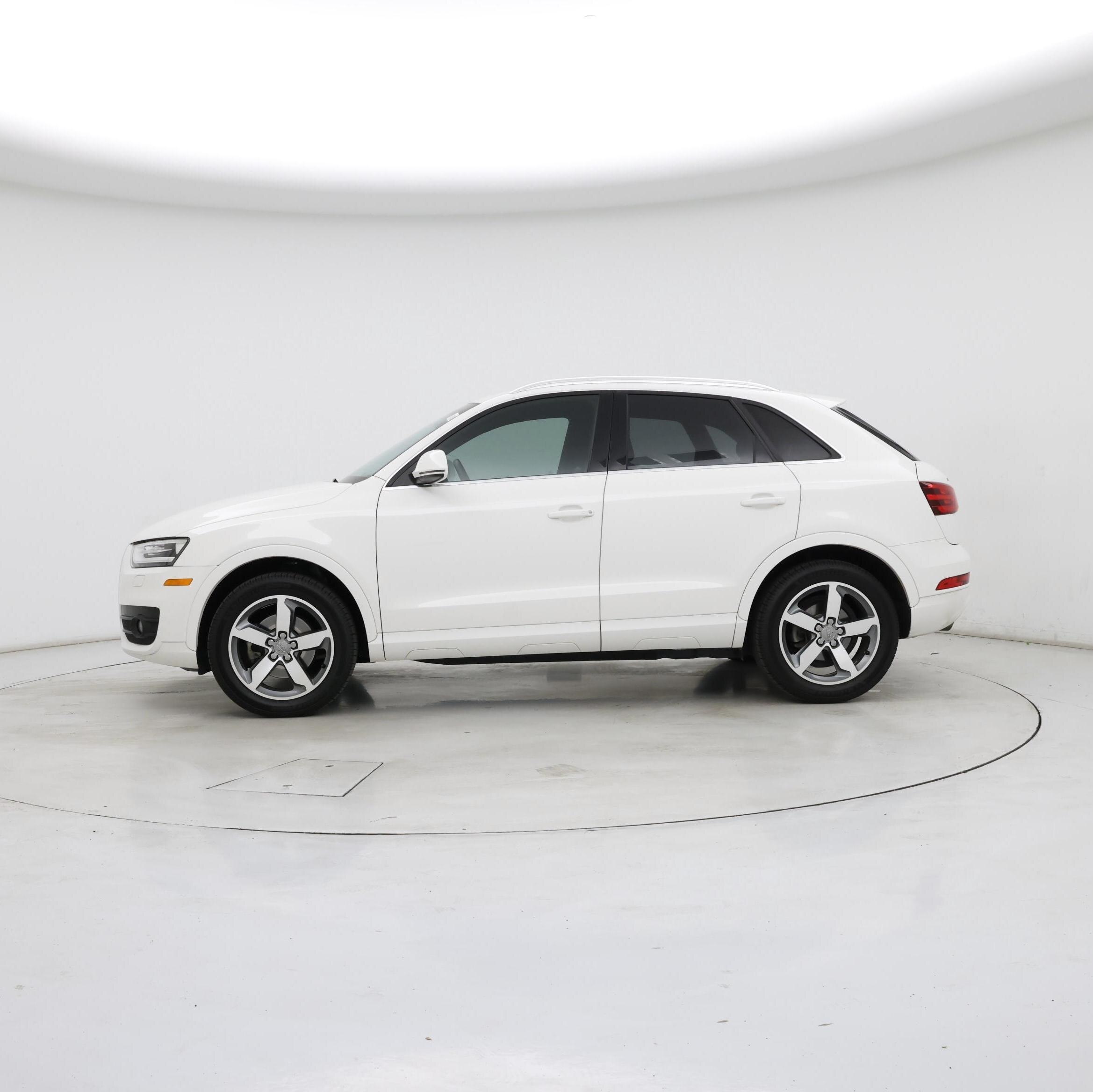 Thumbnail: 2015 Audi Q3 - 3
