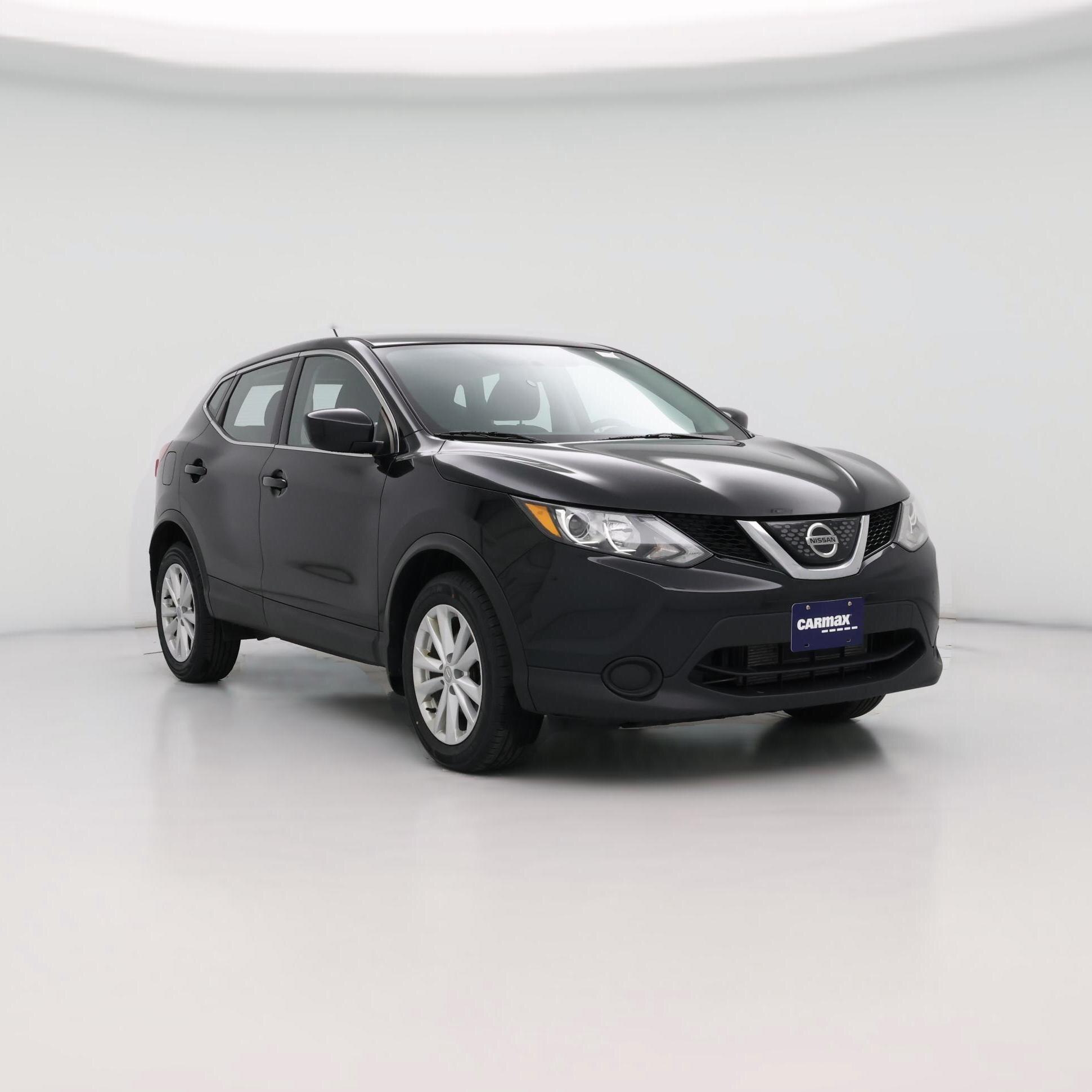 Thumbnail: 2018 Nissan Rogue Sport - 1