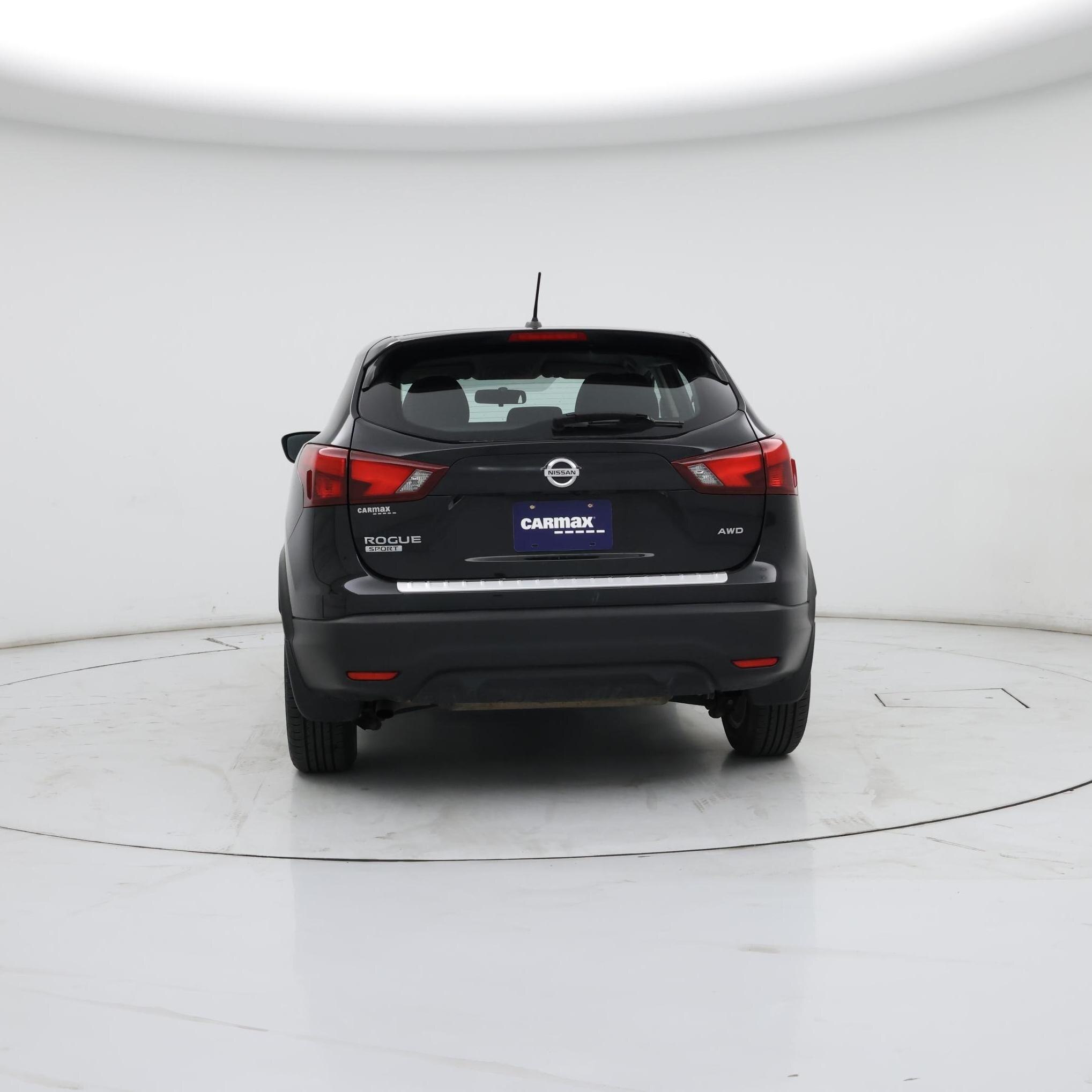 Thumbnail: 2018 Nissan Rogue Sport - 6