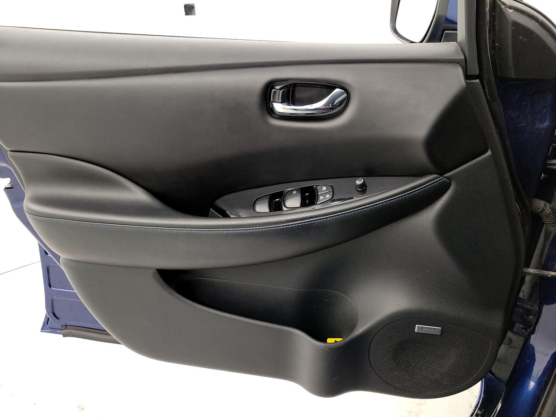Thumbnail: 2019 Nissan Leaf - 12