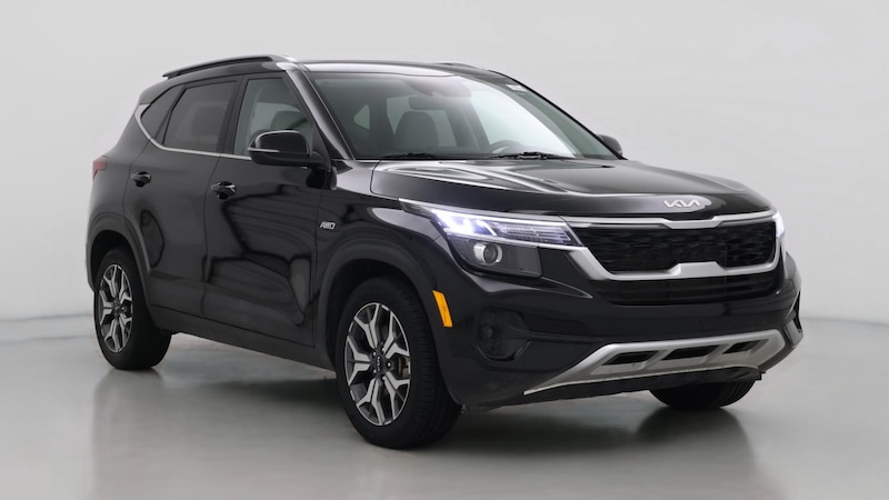 2022 Kia Seltos EX Hero Image