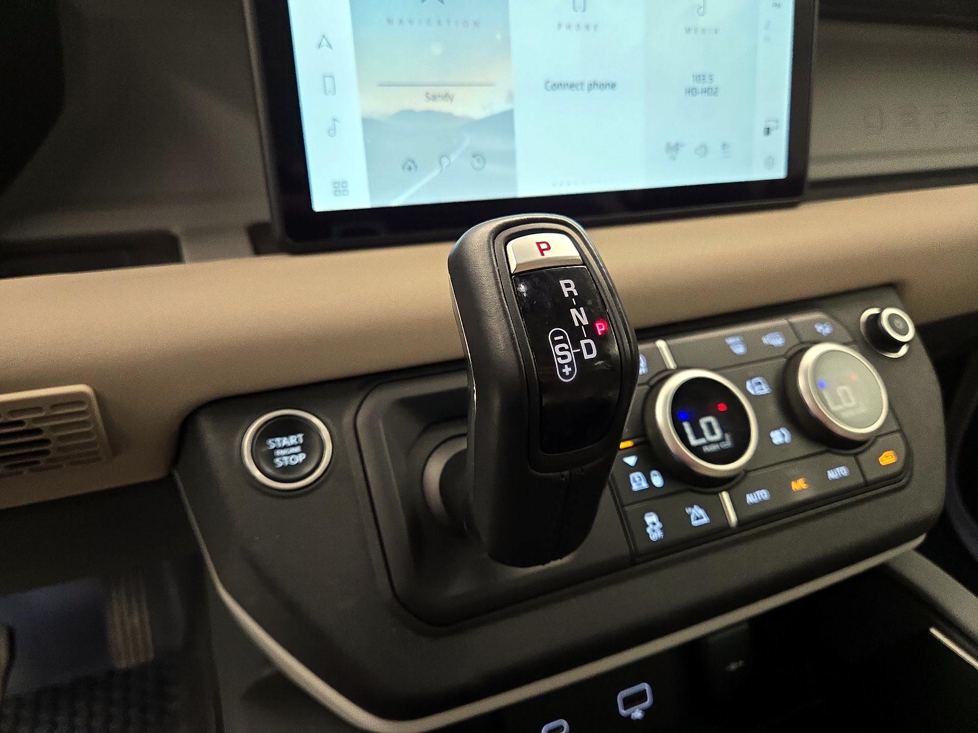 Thumbnail: 2021 Land Rover Defender - 17