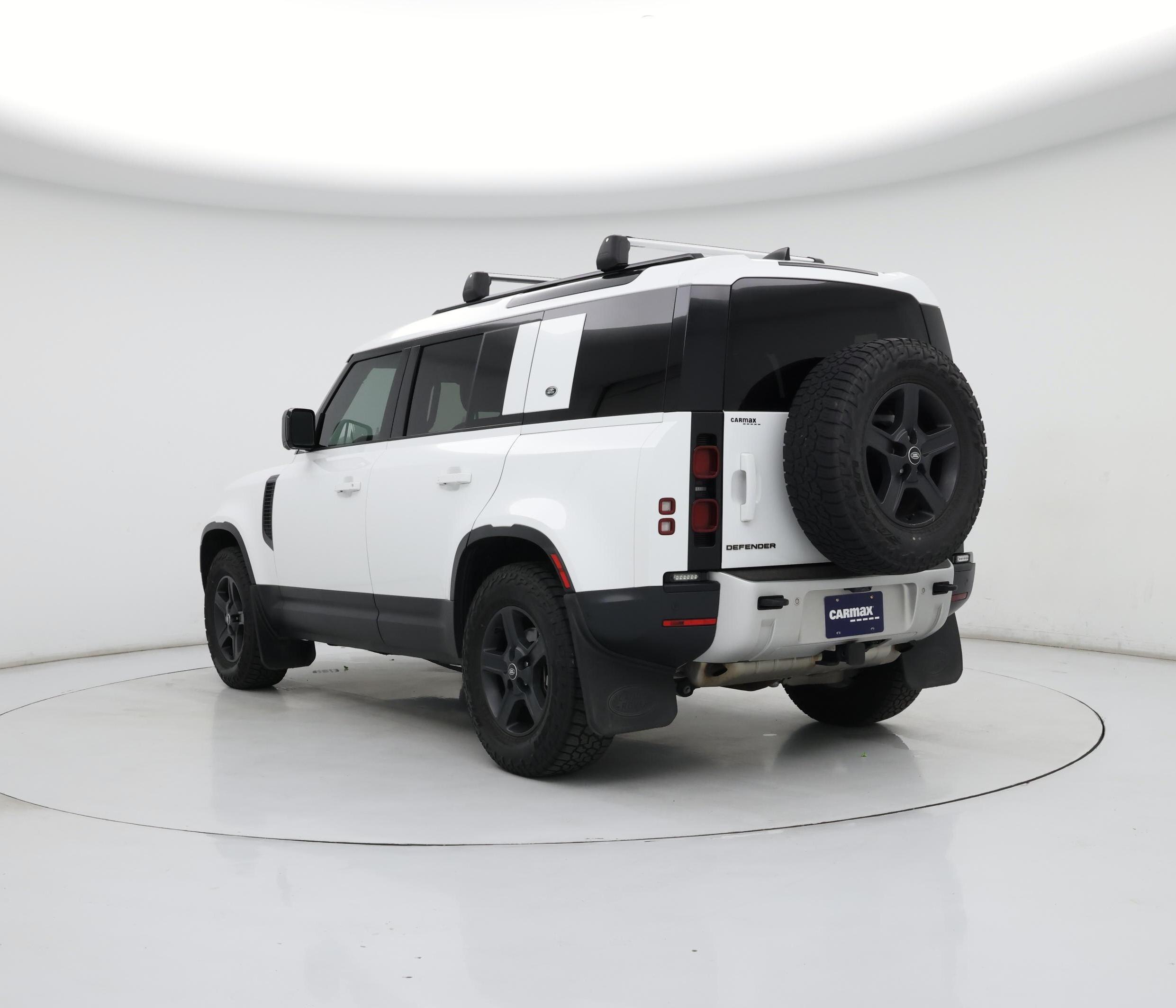 Thumbnail: 2021 Land Rover Defender - 2