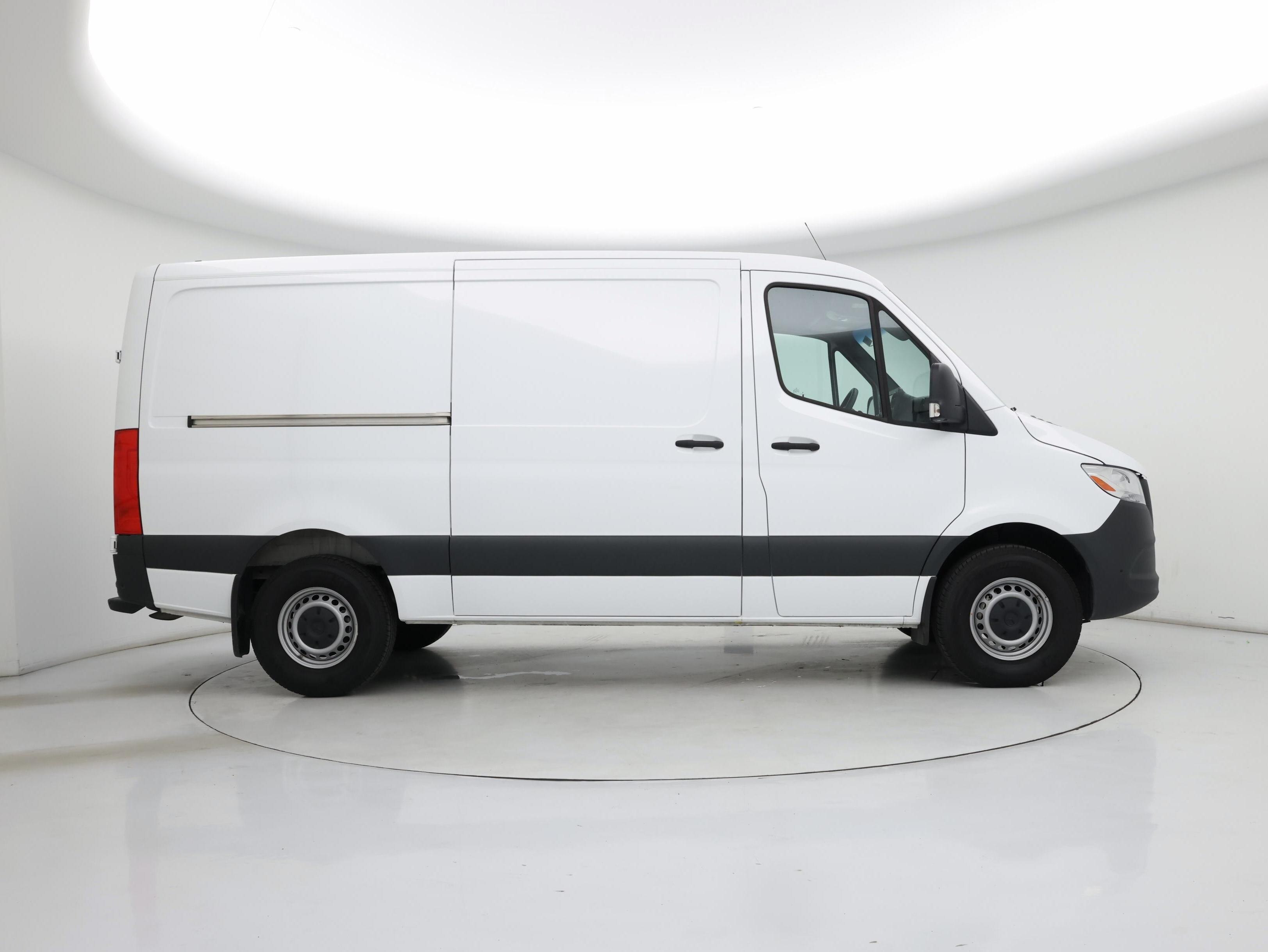 Thumbnail: 2023 Mercedes-Benz Sprinter - 7