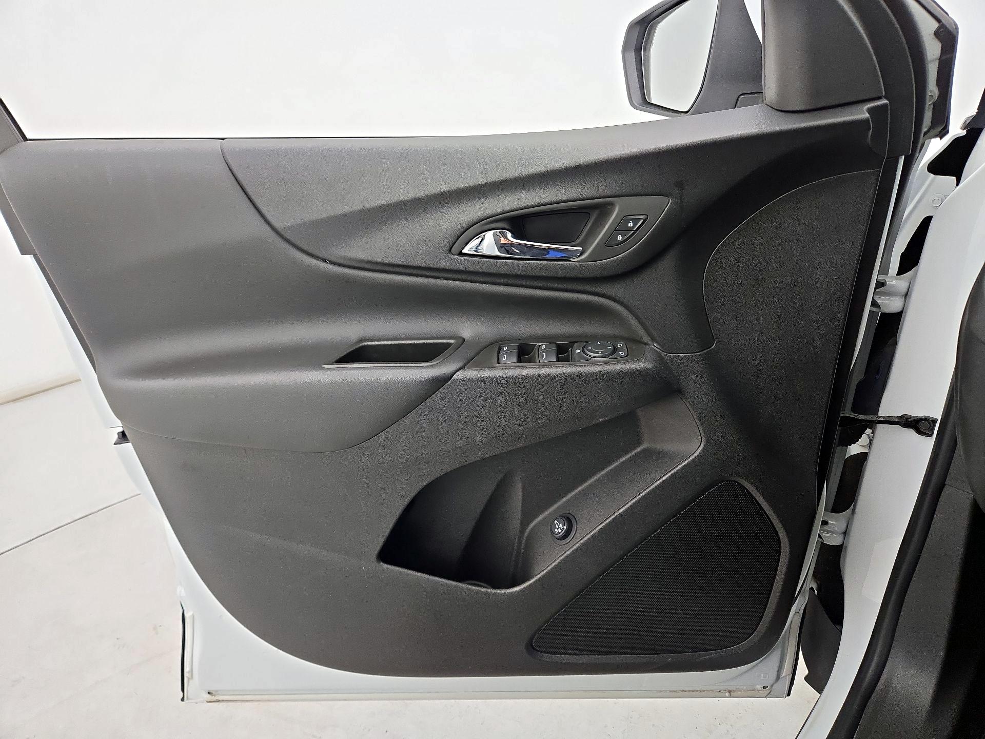 Thumbnail: 2024 Chevrolet Equinox - 12