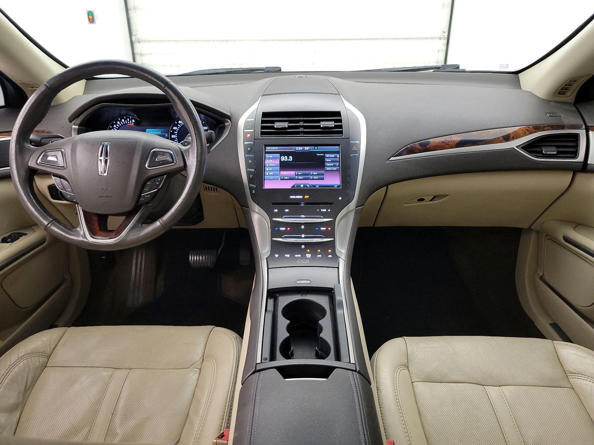 Thumbnail: 2014 Lincoln MKZ - 9