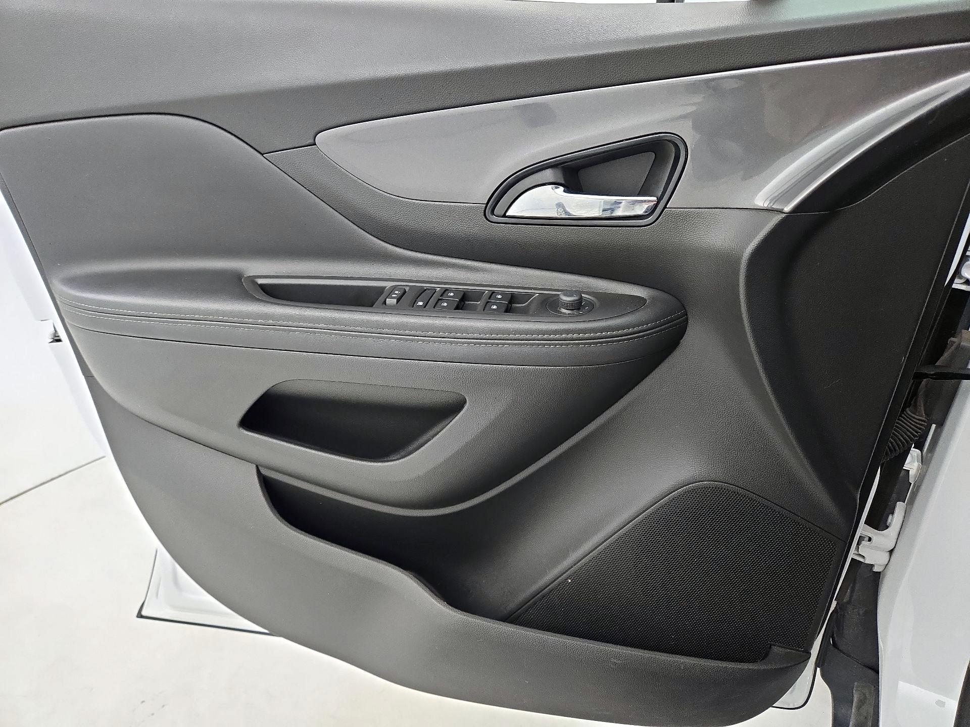 Thumbnail: 2020 Buick Encore - 12