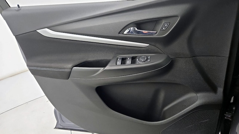 2022 Chevrolet Bolt EUV LT 12