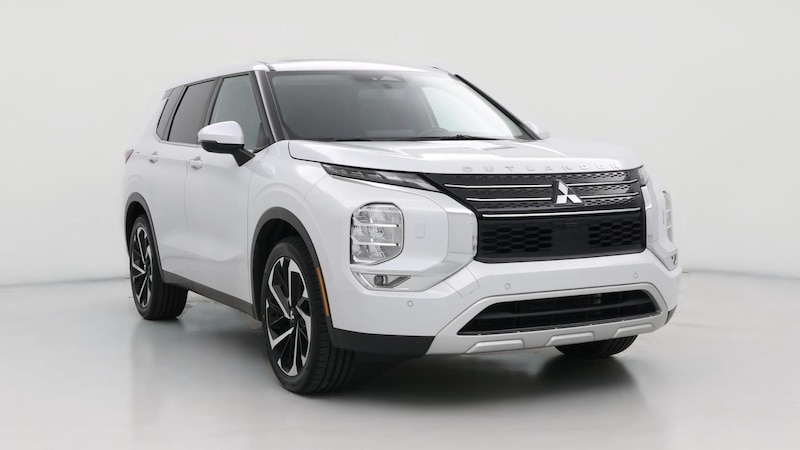2022 Mitsubishi Outlander SE Hero Image