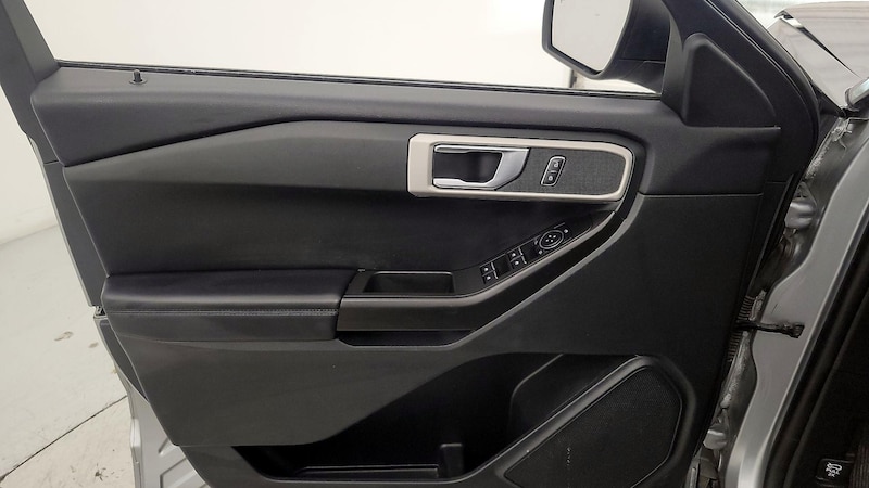 2021 Ford Explorer  12