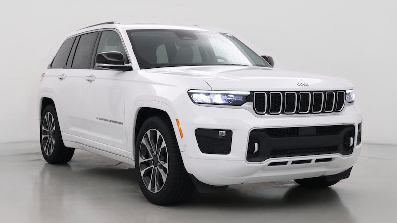 2022 Jeep Grand Cherokee Overland Hero Image
