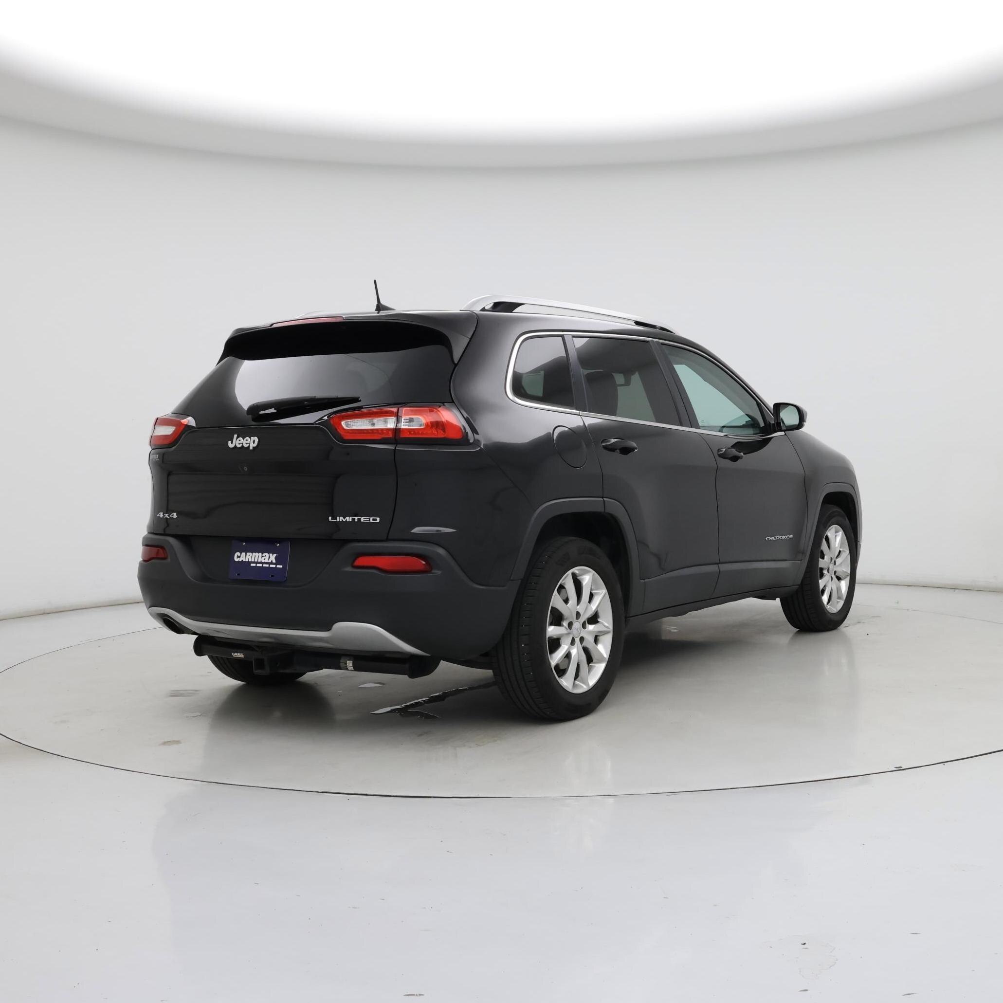 Thumbnail: 2016 Jeep Cherokee - 8