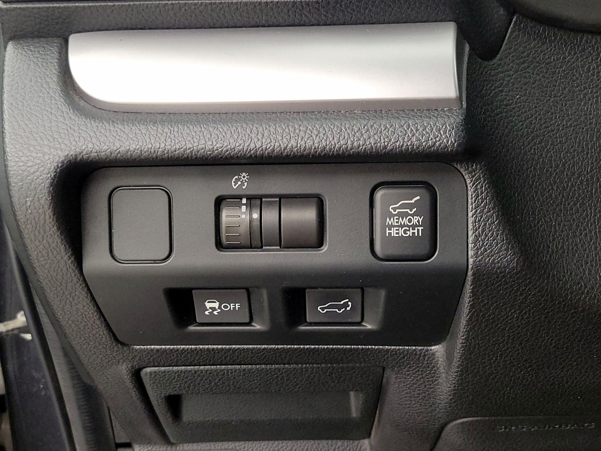 Thumbnail: 2014 Subaru Forester - 13