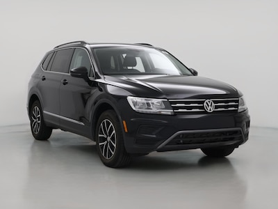 Black 2021 Volkswagen Tiguan SE