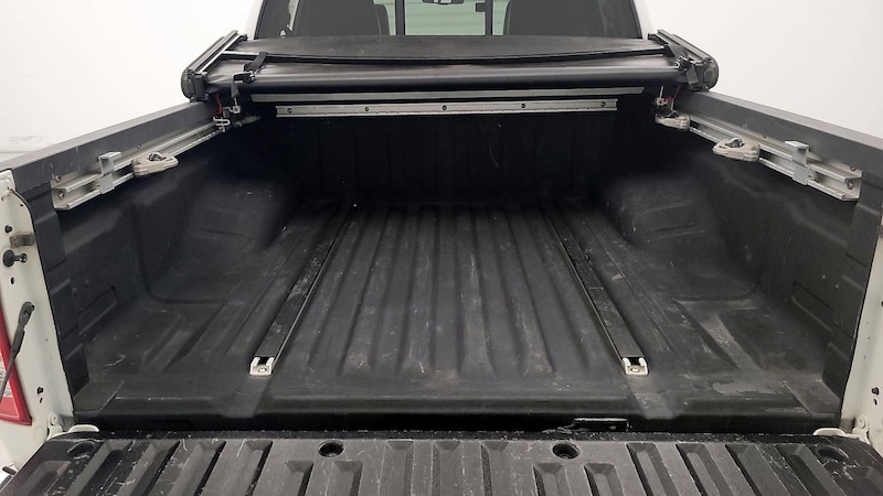 2016 Nissan Frontier PRO-4X 22