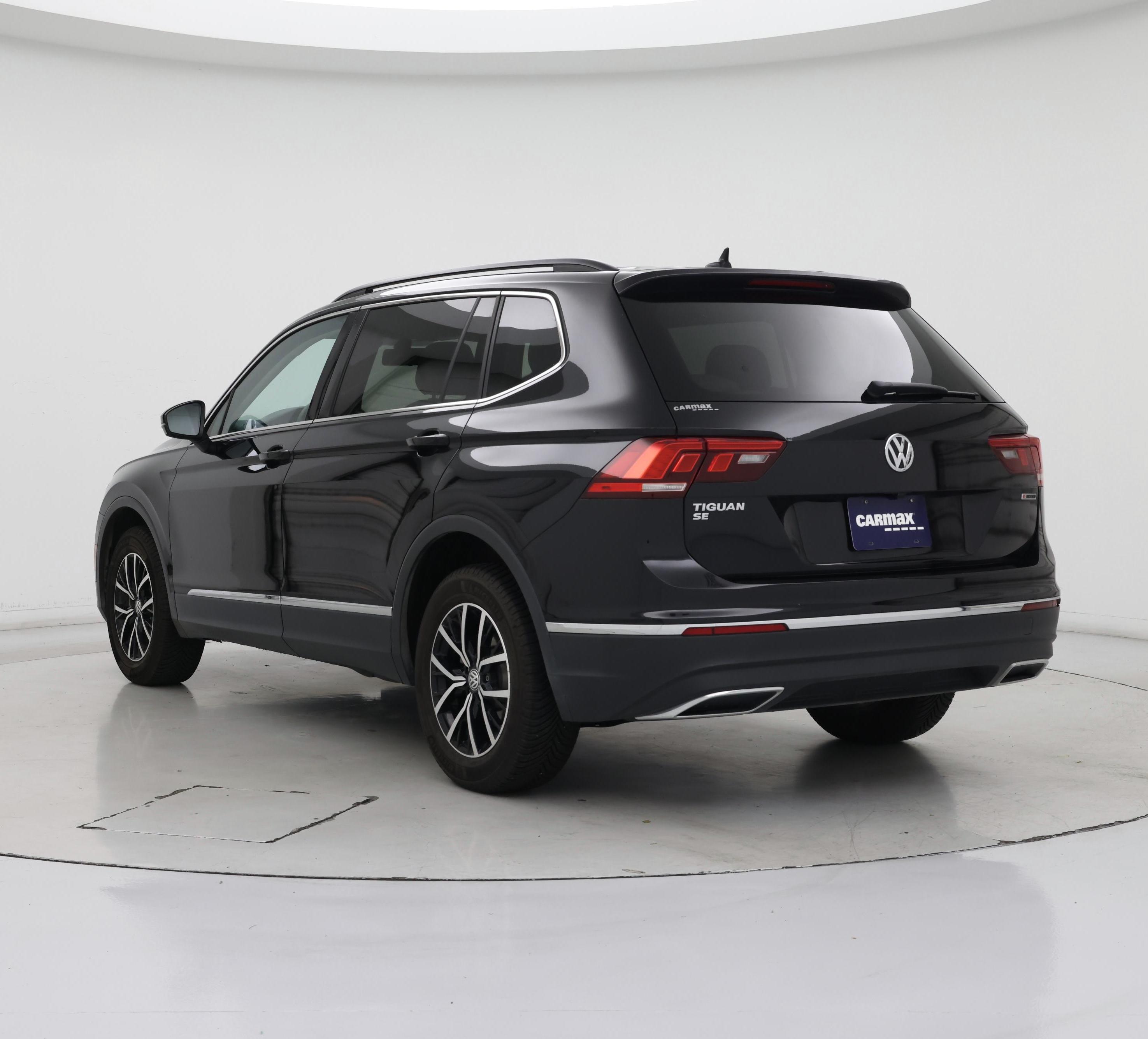 Thumbnail: 2021 Volkswagen Tiguan - 2