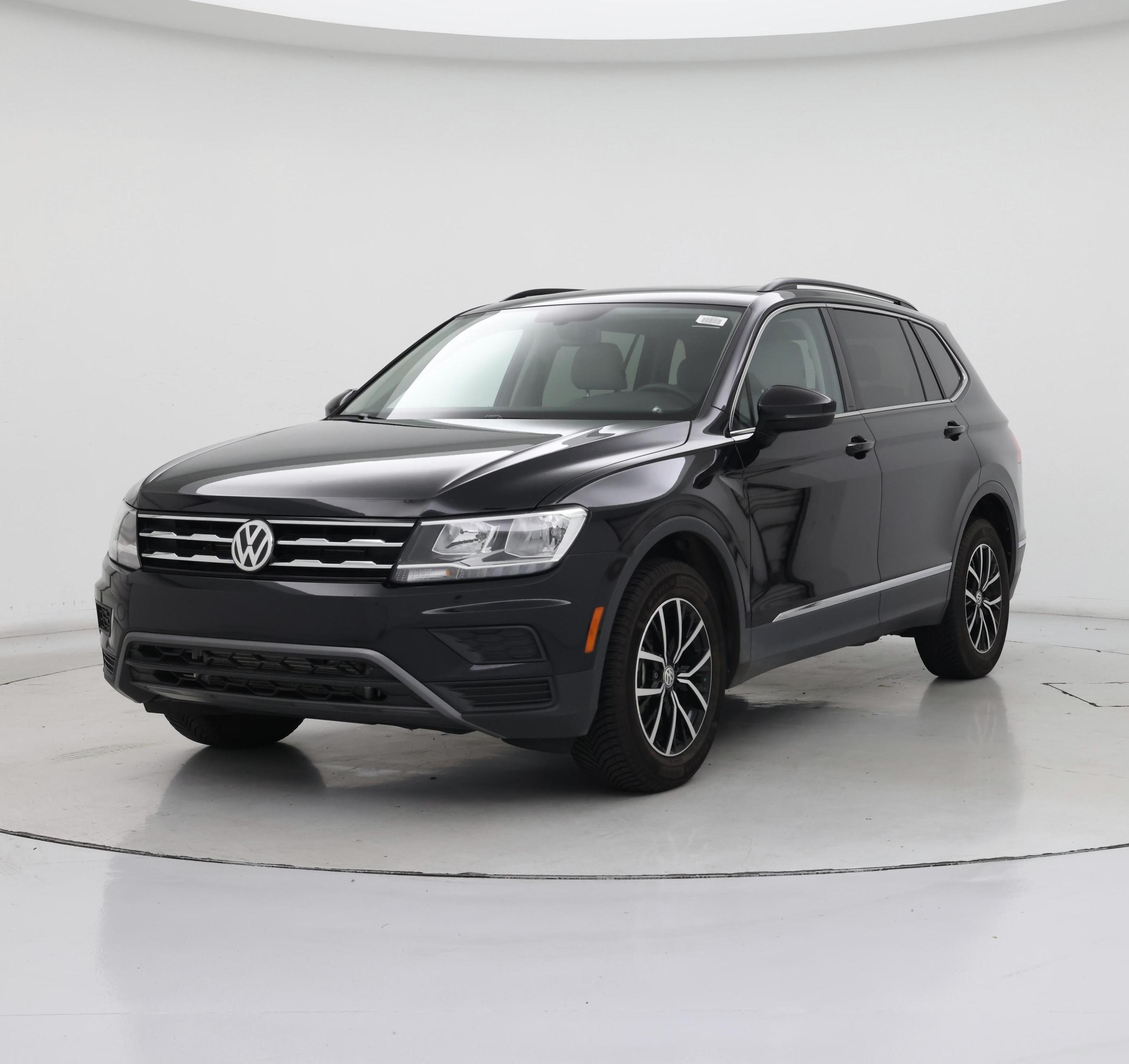Thumbnail: 2021 Volkswagen Tiguan - 4