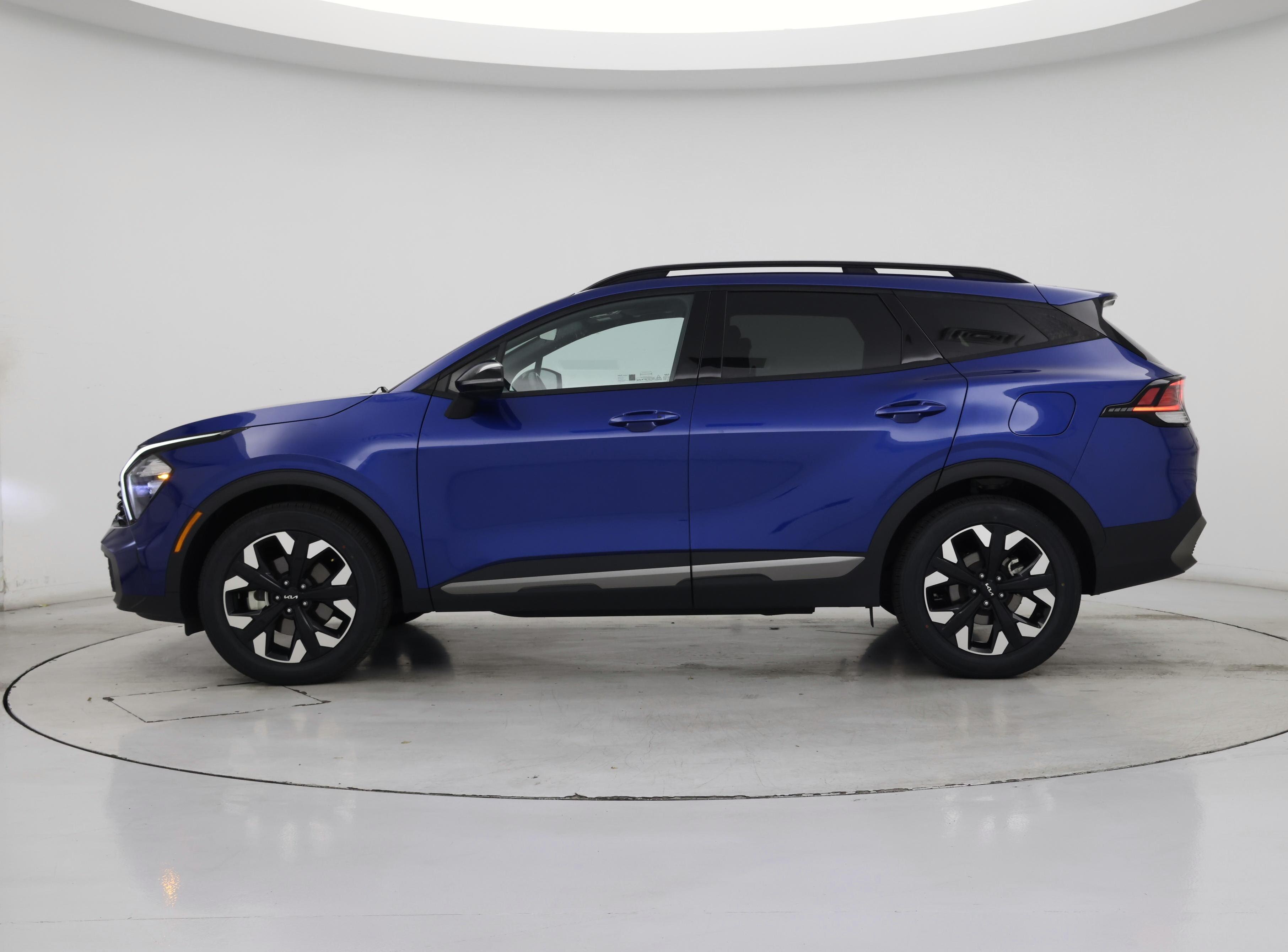 Thumbnail: 2023 Kia Sportage - 3