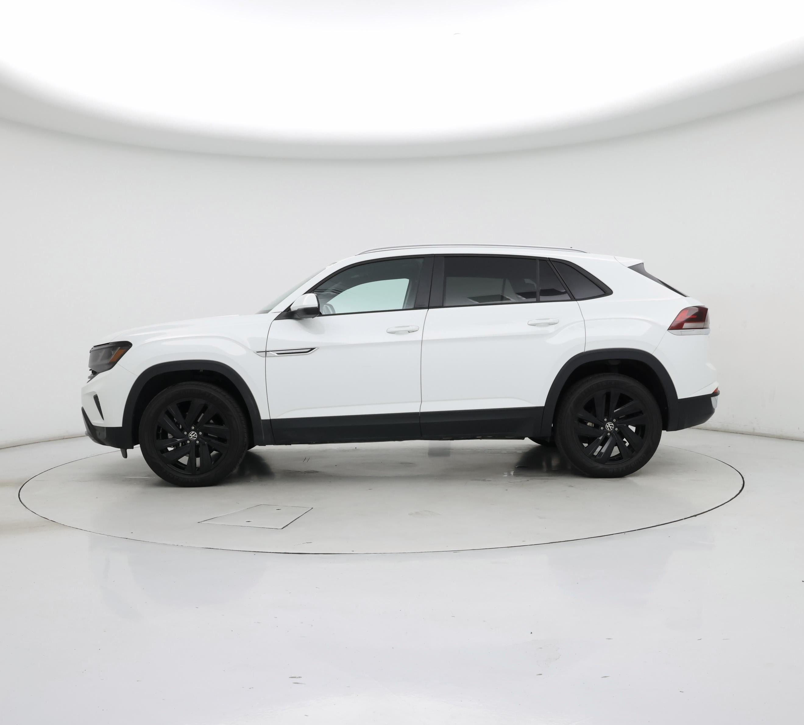 Thumbnail: 2022 Volkswagen Atlas - 3