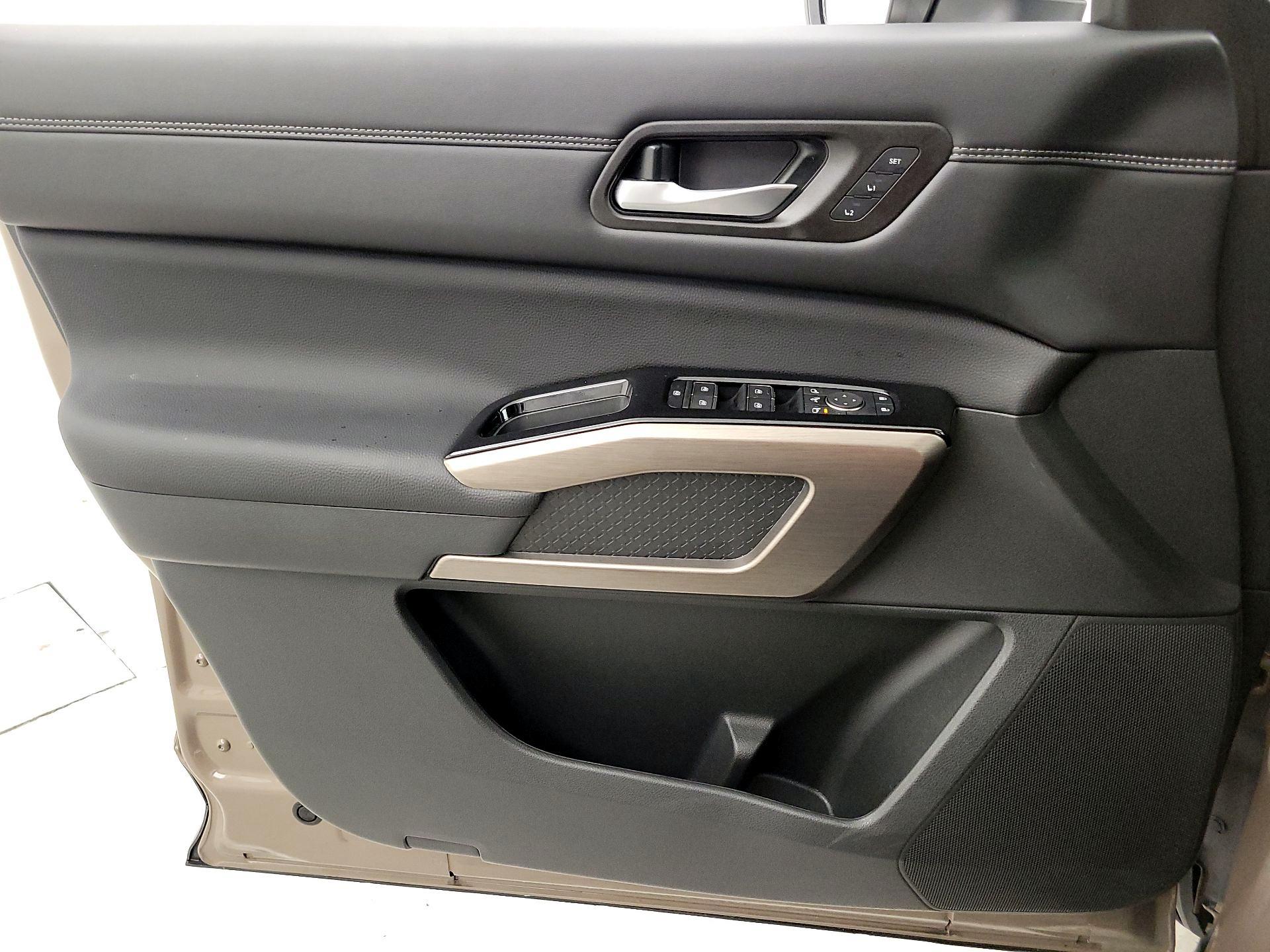 Thumbnail: 2024 Nissan Pathfinder - 12
