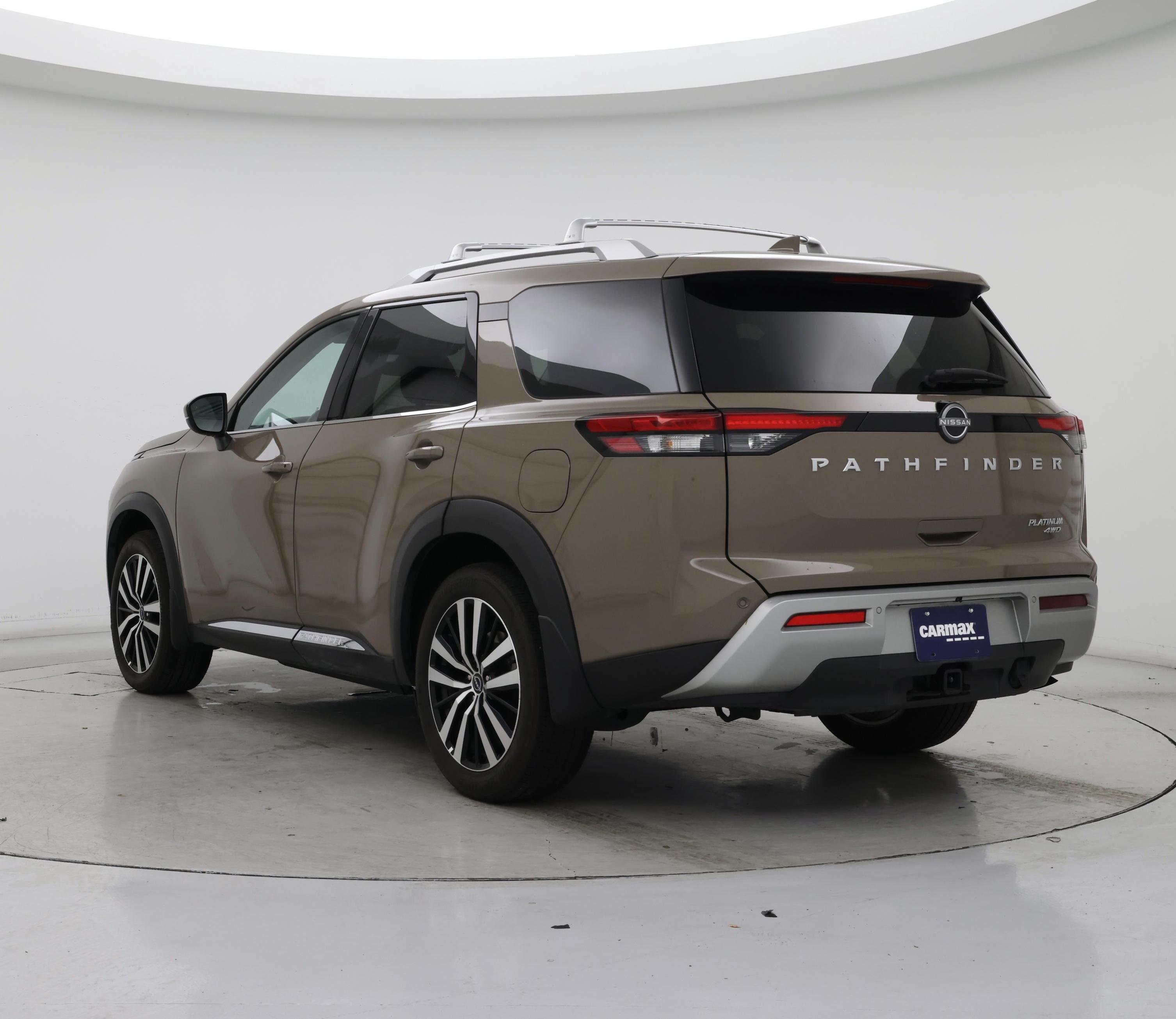 Thumbnail: 2024 Nissan Pathfinder - 2
