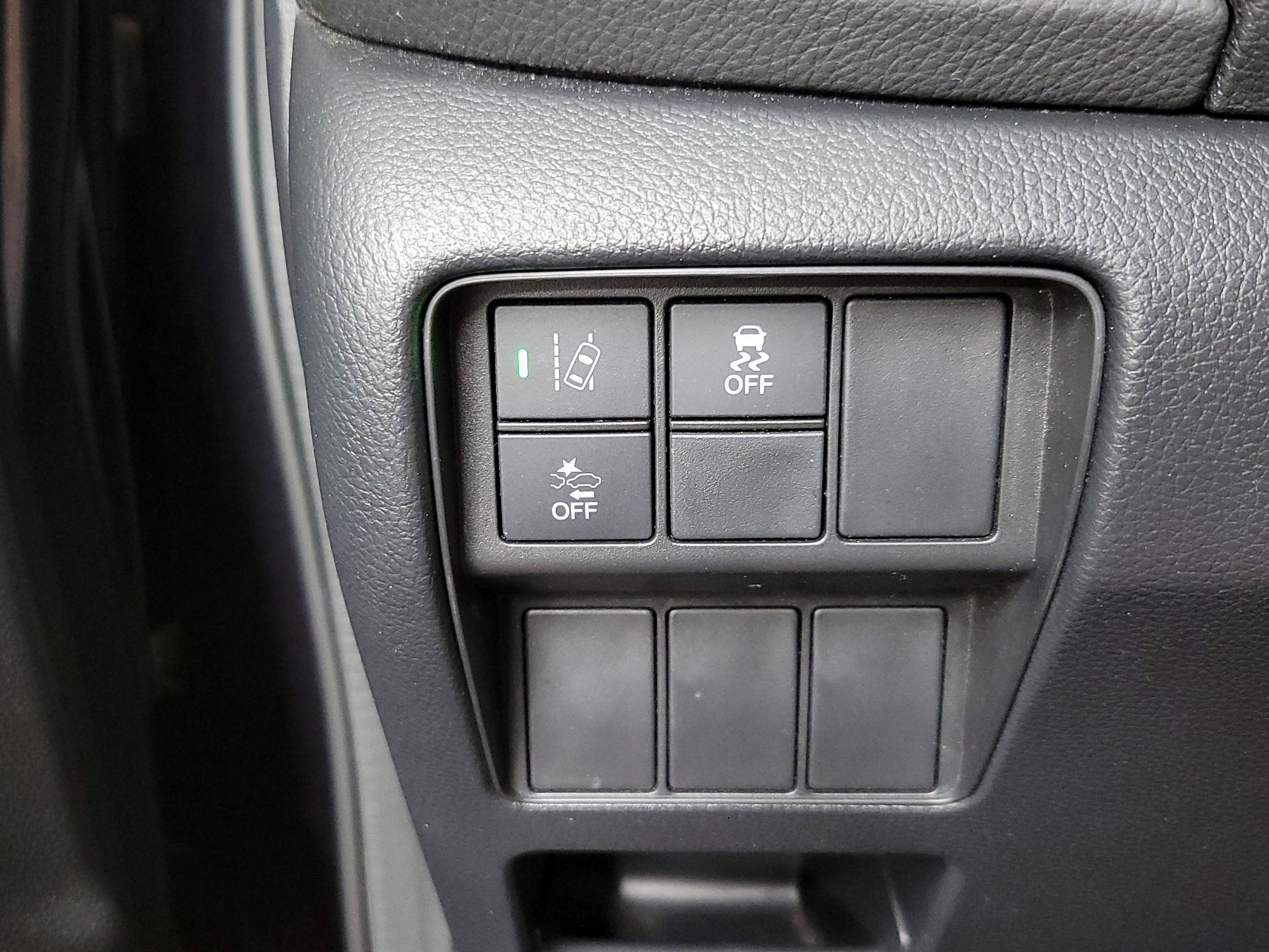 Thumbnail: 2019 Honda CR-V - 13