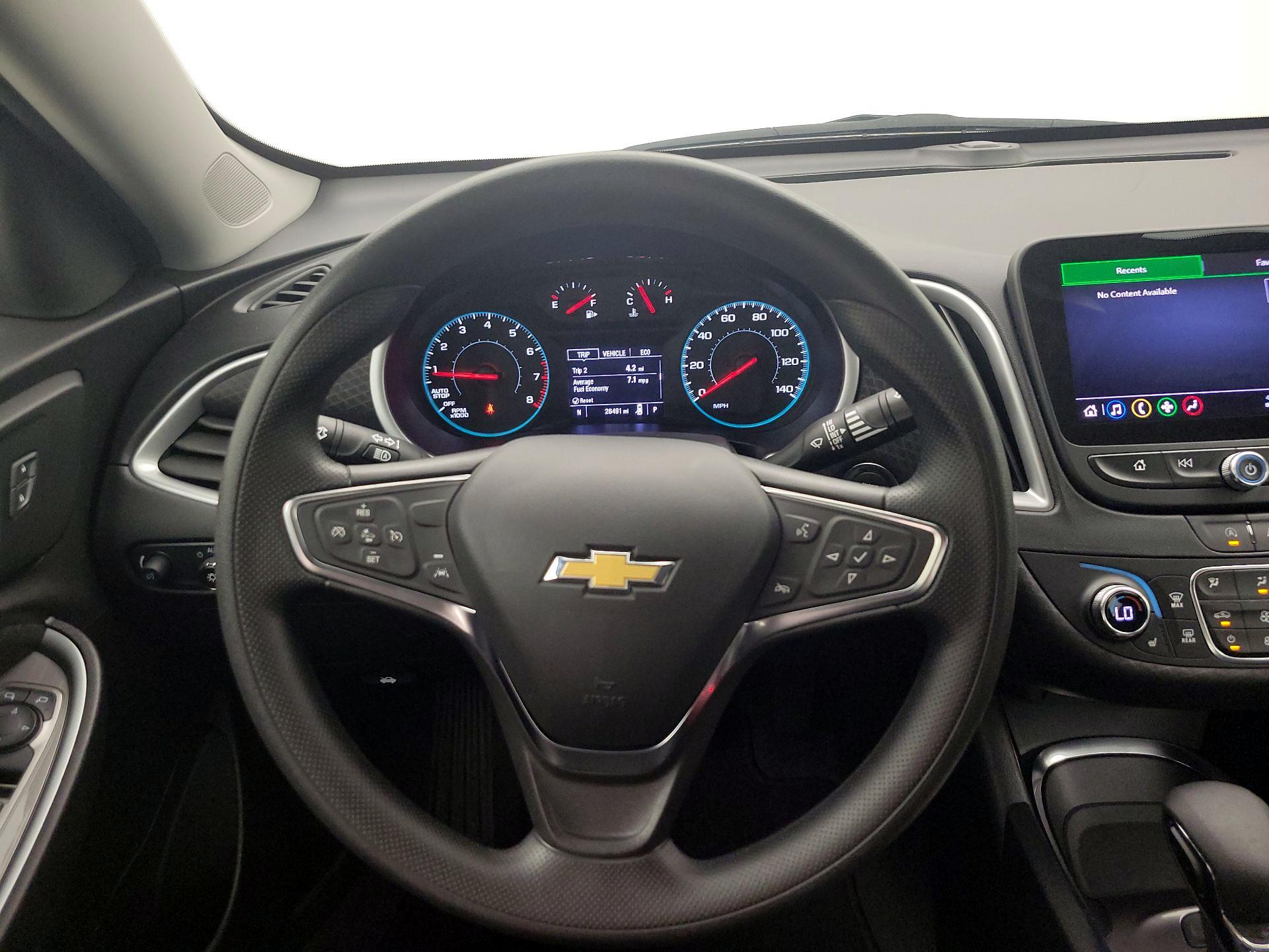Thumbnail: 2024 Chevrolet Malibu - 10
