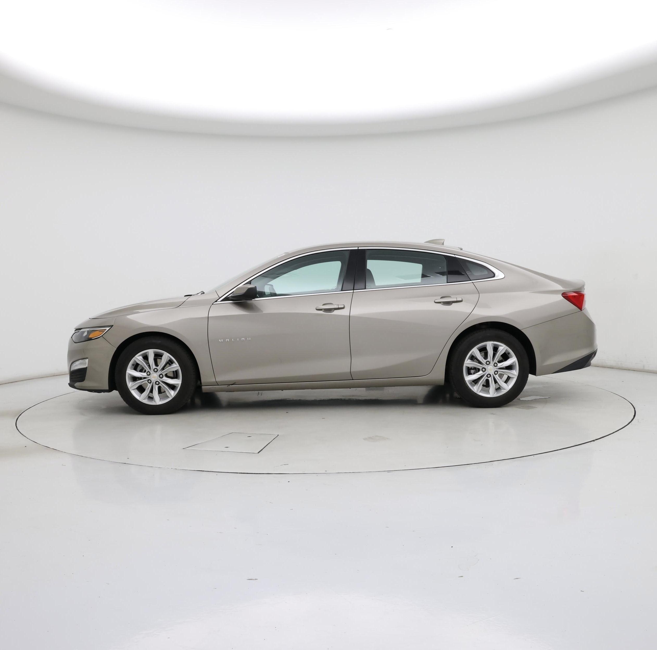 Thumbnail: 2024 Chevrolet Malibu - 3
