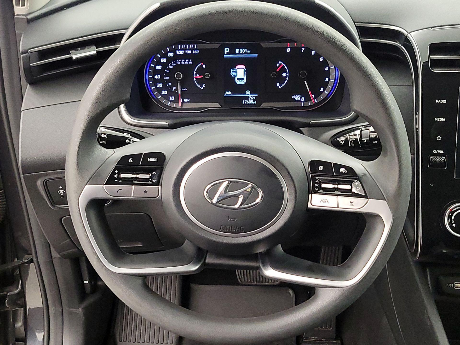Thumbnail: 2023 Hyundai Tucson - 10