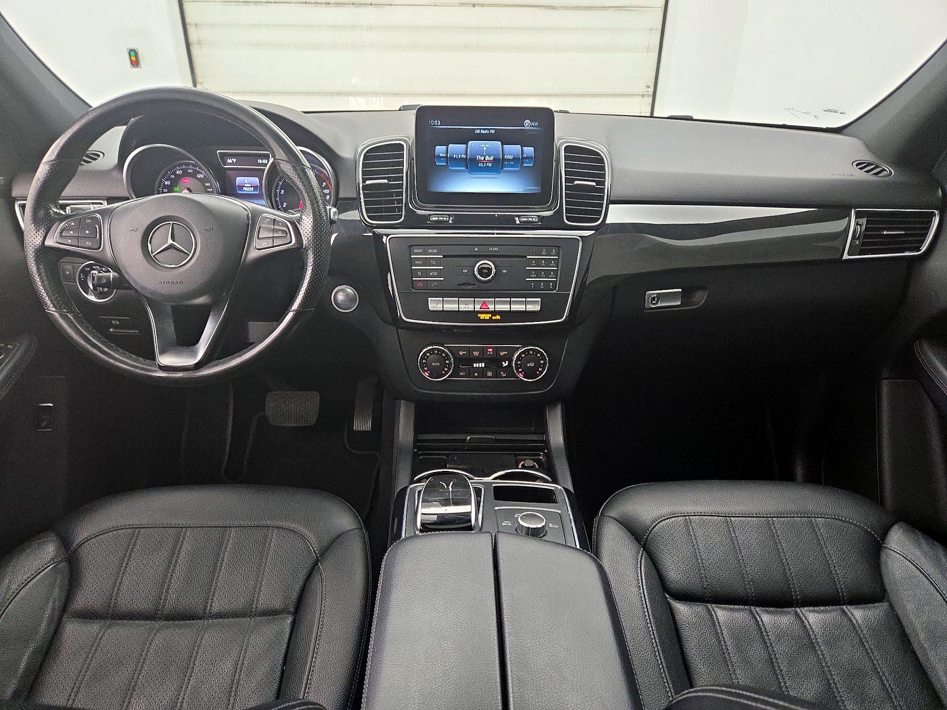 Thumbnail: 2017 Mercedes-Benz GLE - 9