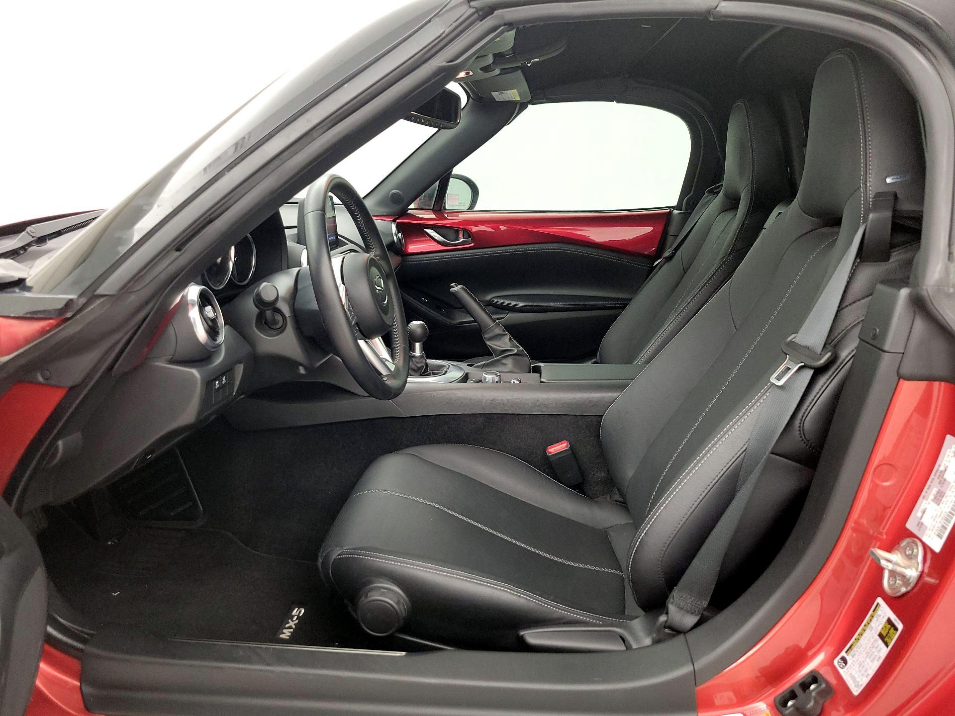 Thumbnail: 2023 Mazda MX-5 Miata - 11