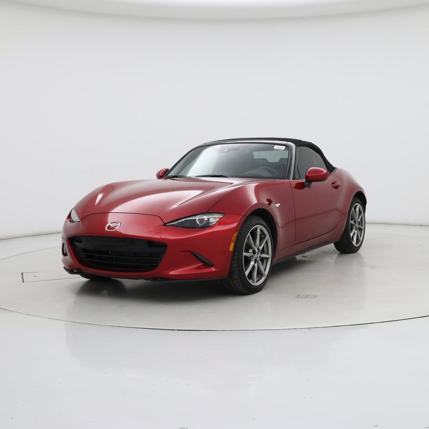 Thumbnail: 2023 Mazda MX-5 Miata - 4