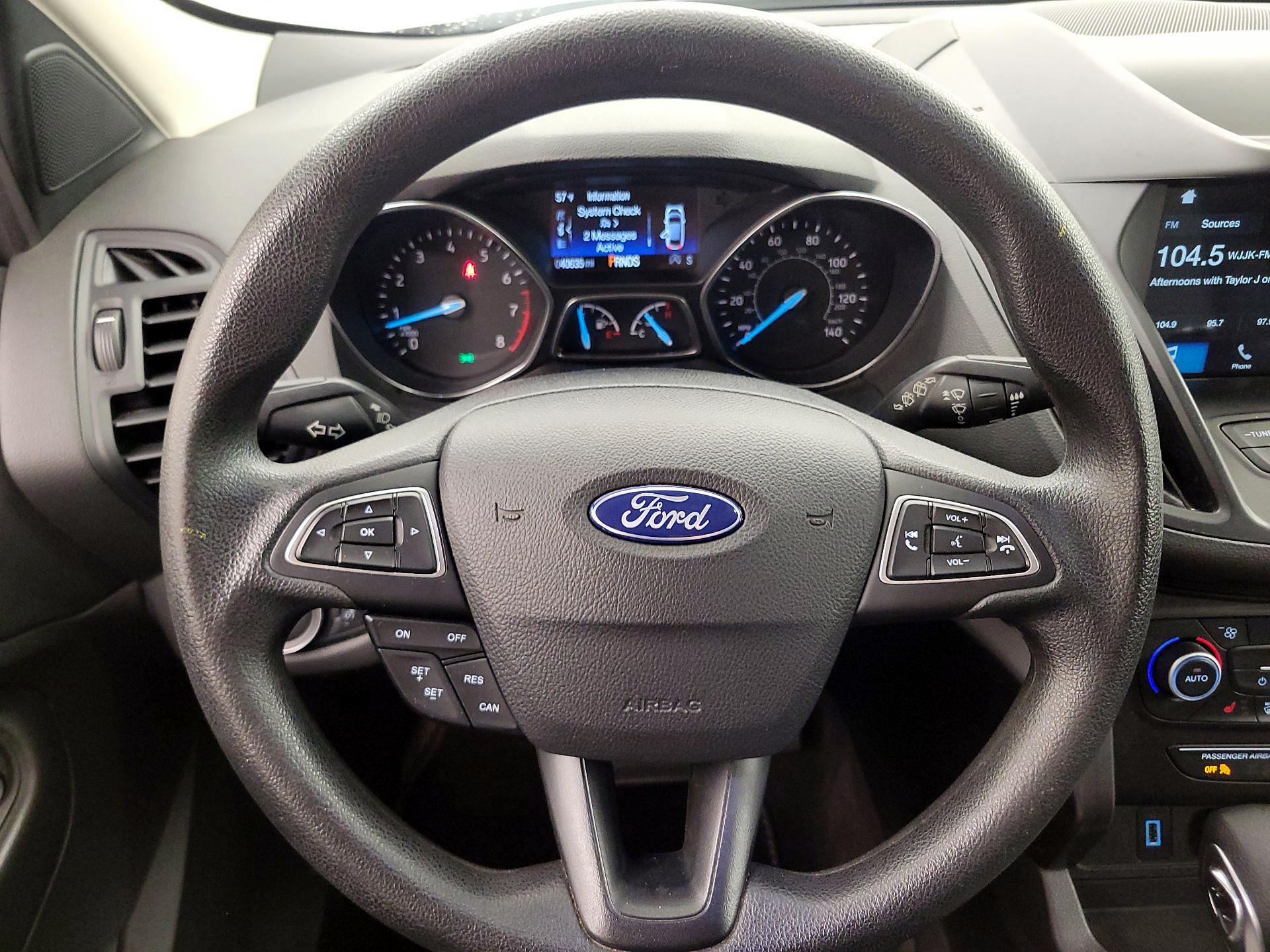Thumbnail: 2019 Ford Escape - 10