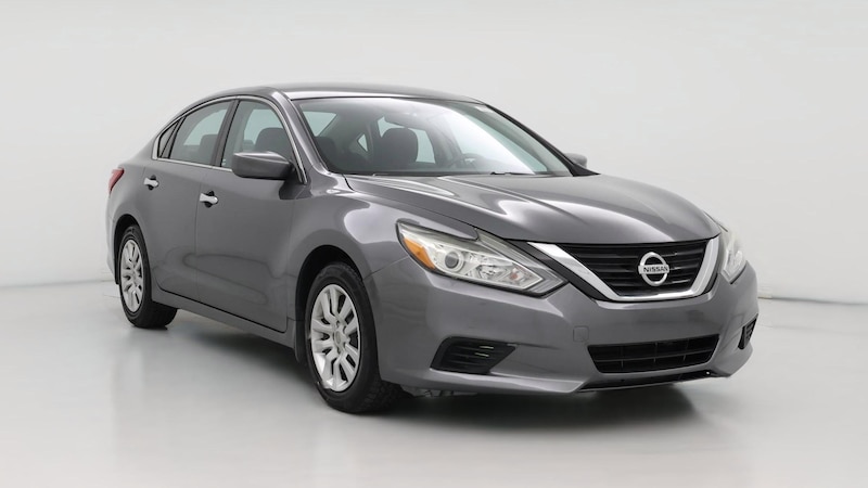 2017 Nissan Altima S Hero Image