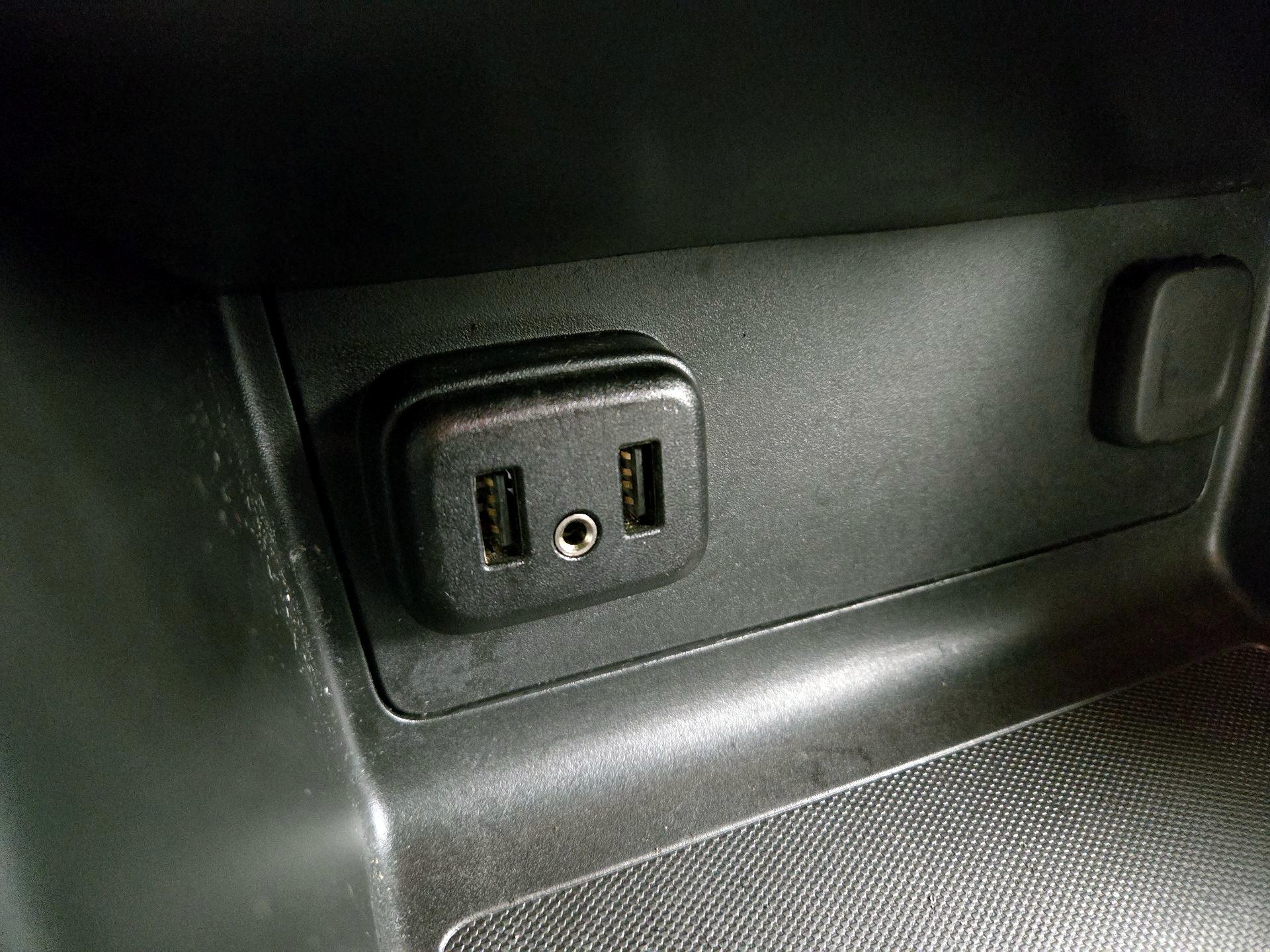 Thumbnail: 2022 Chevrolet Colorado - 18