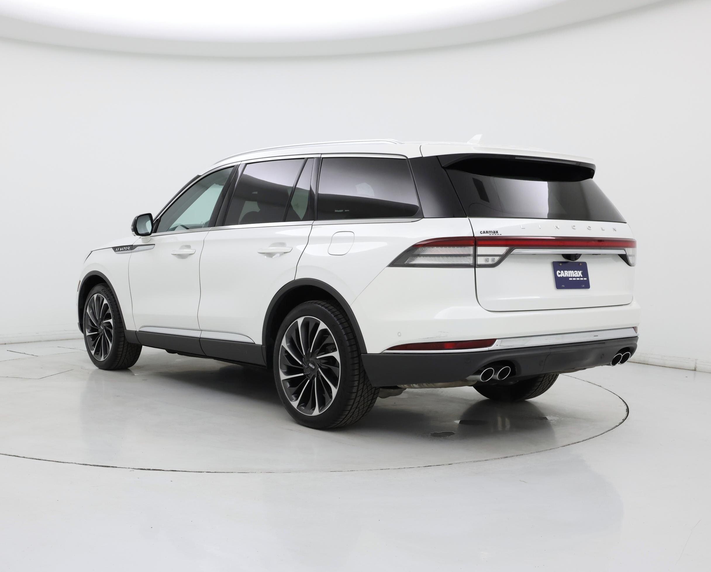 Thumbnail: 2020 Lincoln Aviator - 2