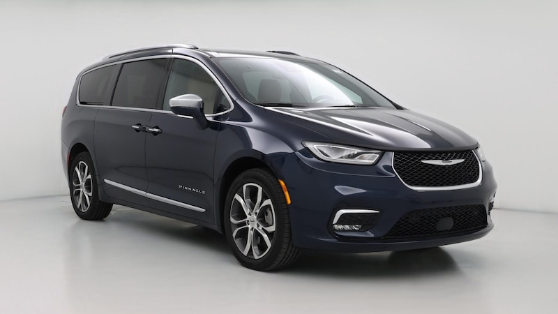 2022 Chrysler Pacifica Pinnacle Hero Image