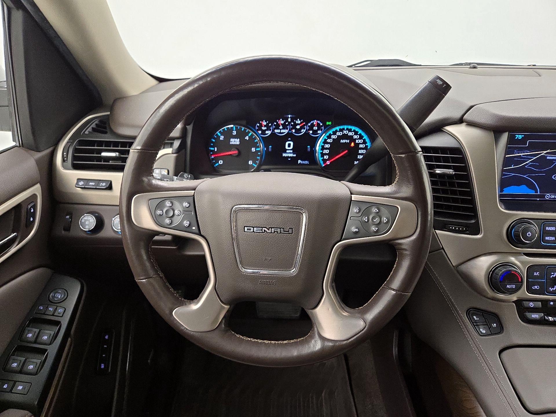 Thumbnail: 2018 GMC Yukon XL - 10