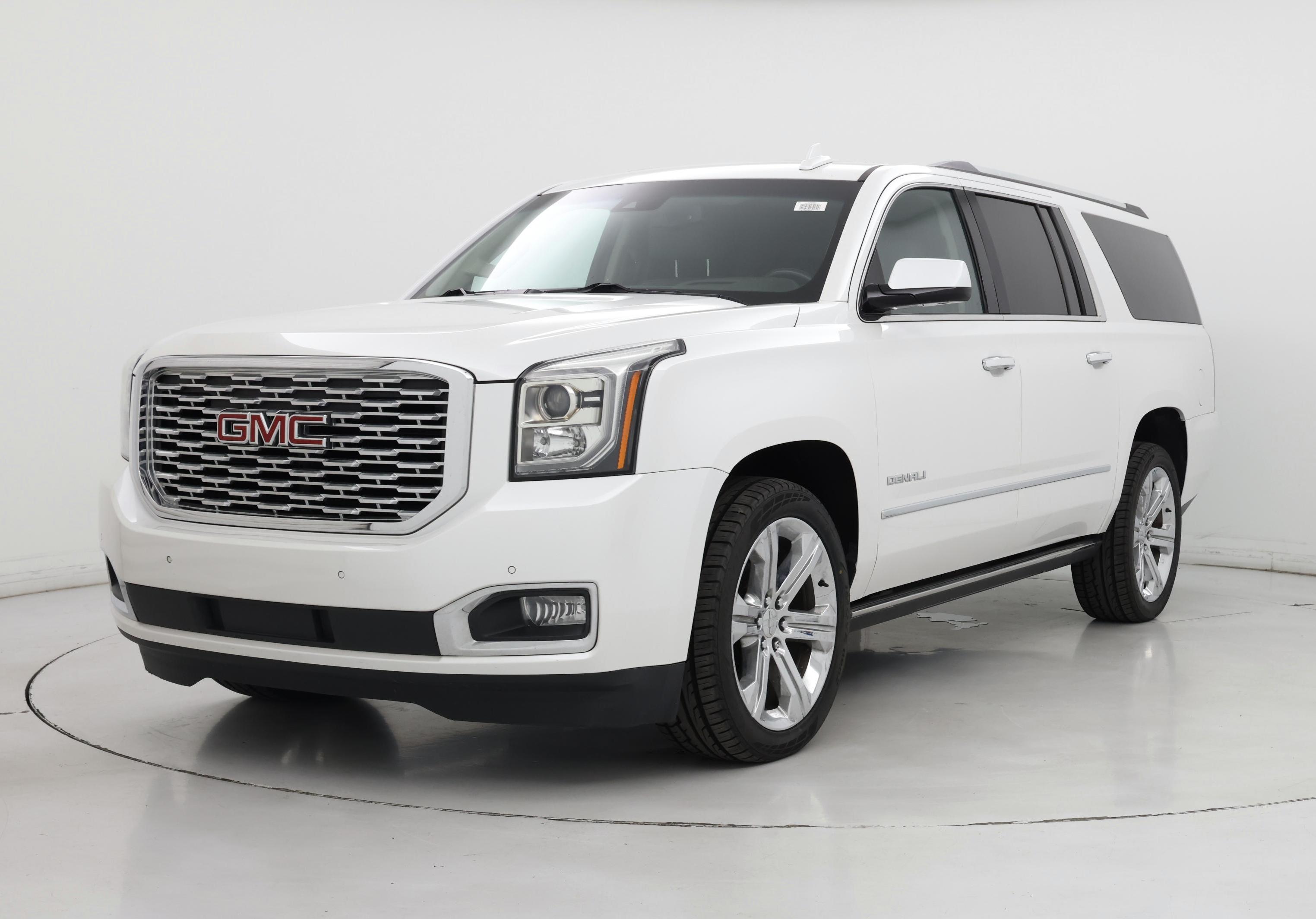 Thumbnail: 2018 GMC Yukon XL - 4